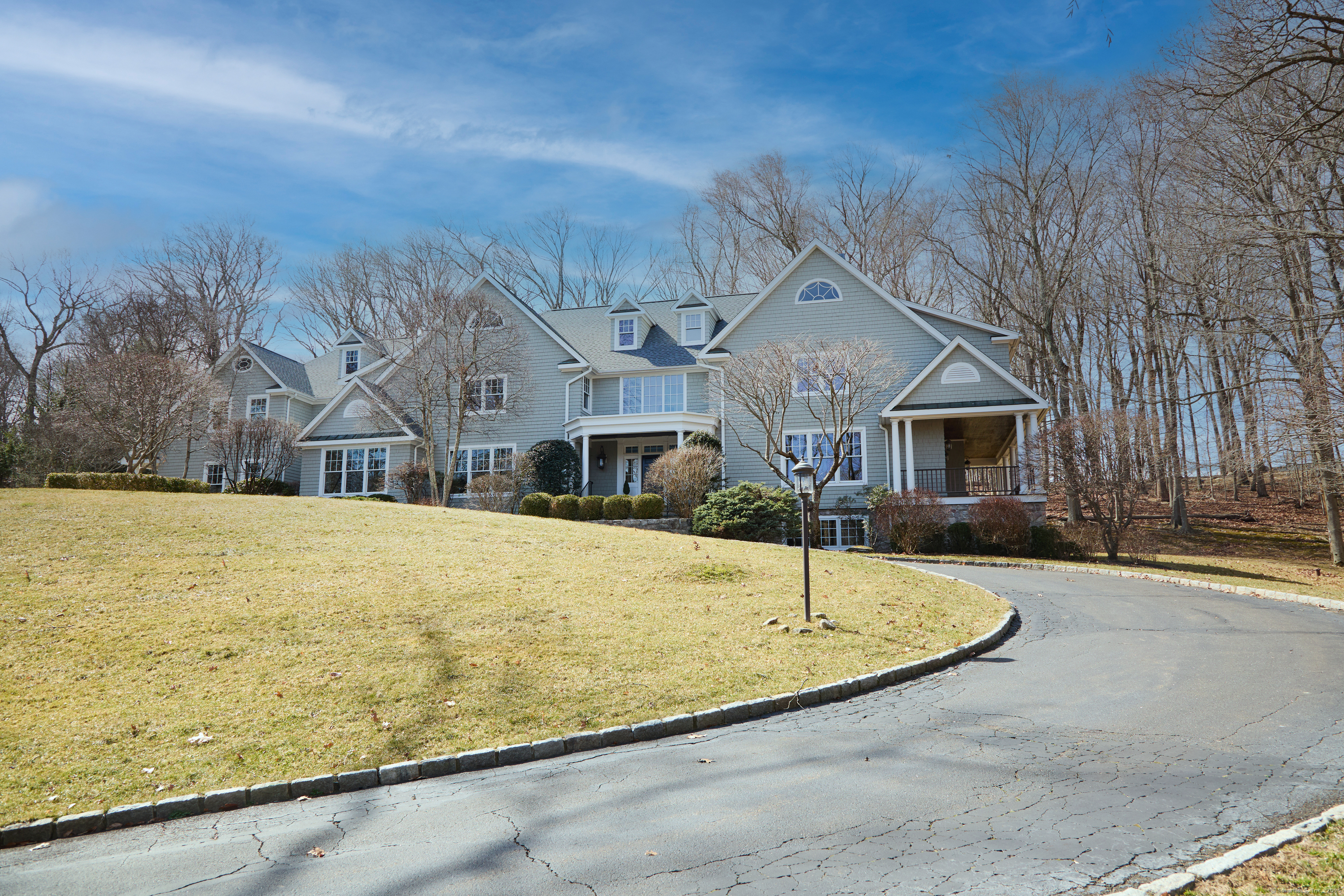 10 Winthrop Hills