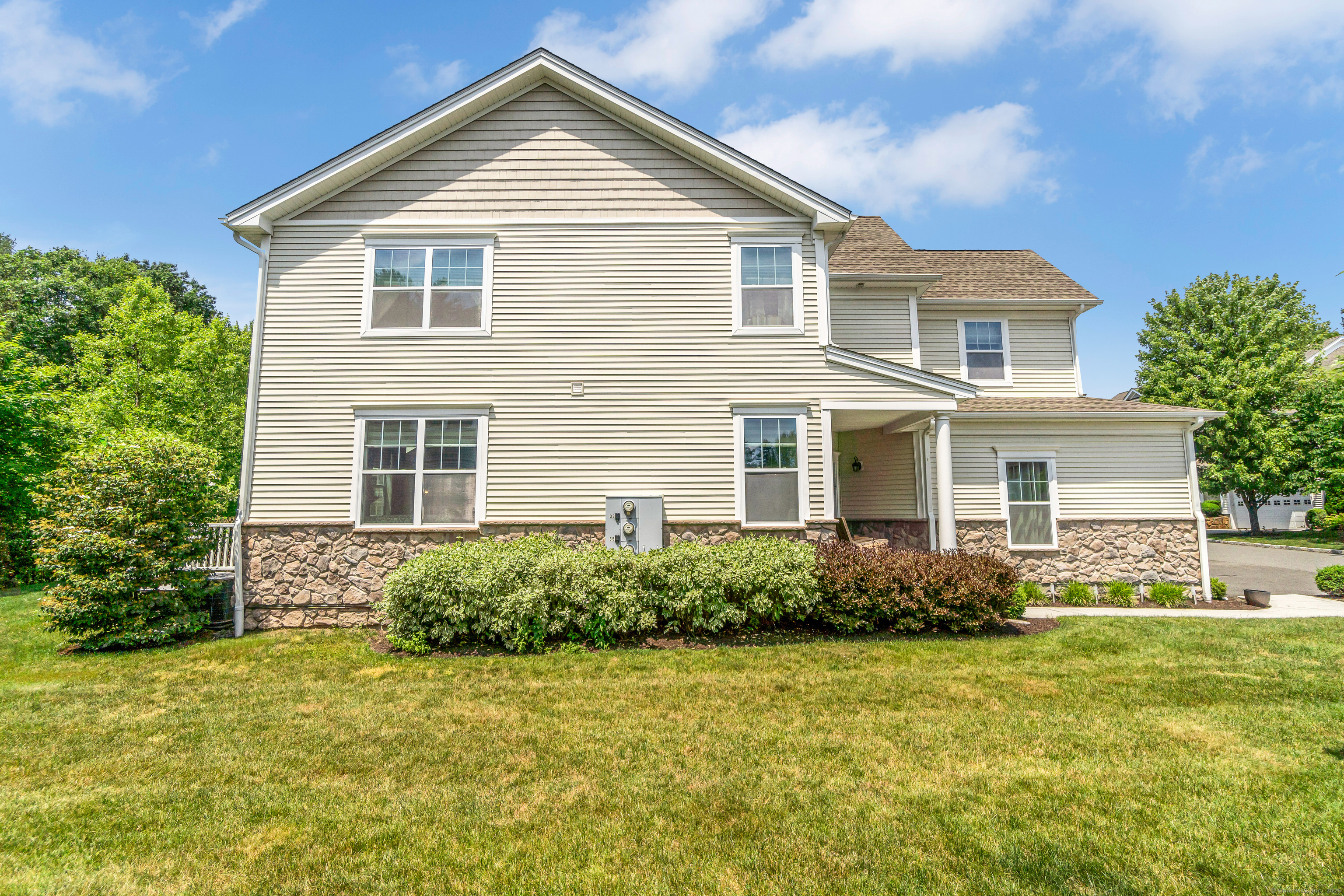 39 Ridgewood Drive 39