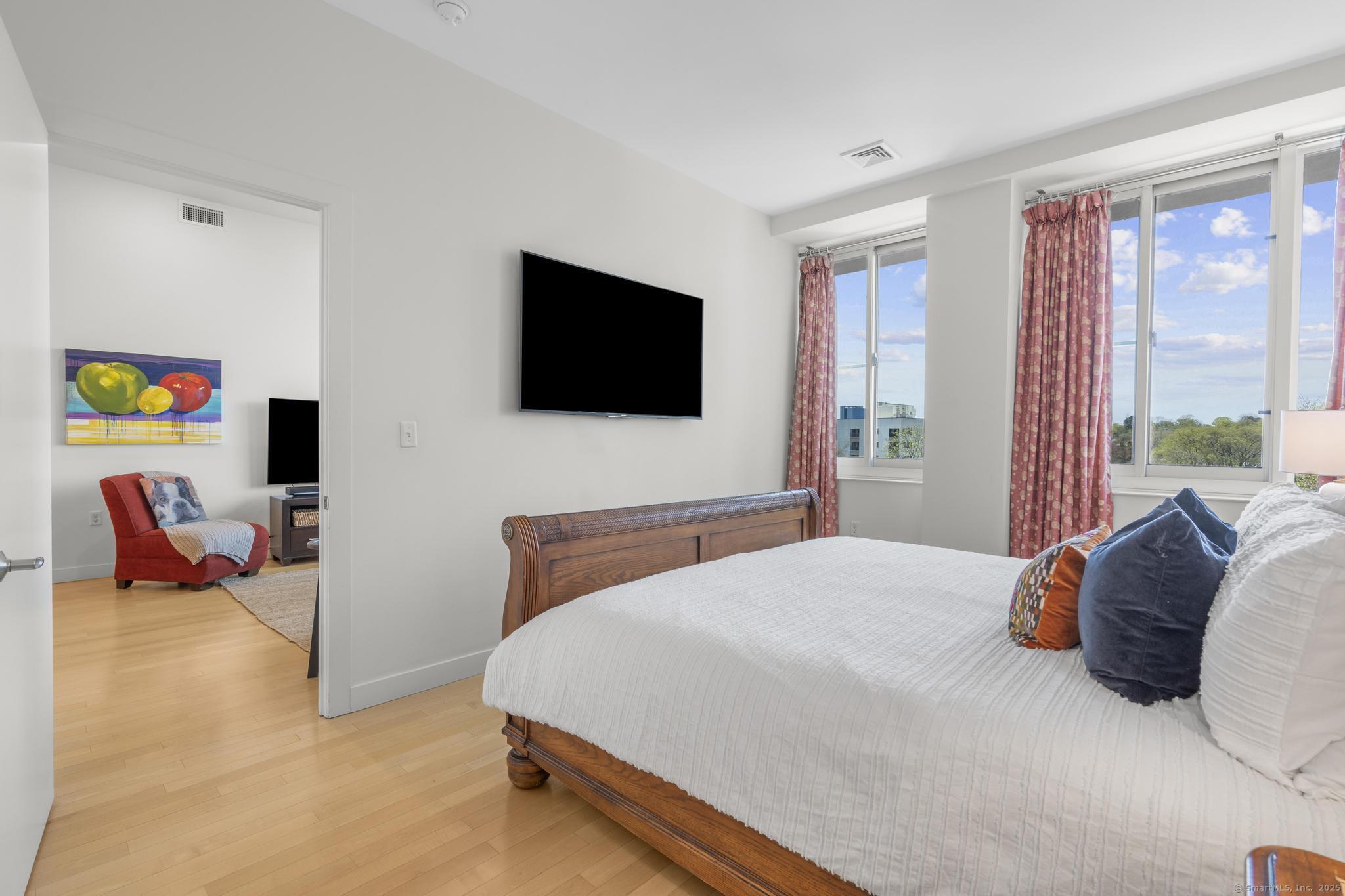 1515 Summer Street 503
