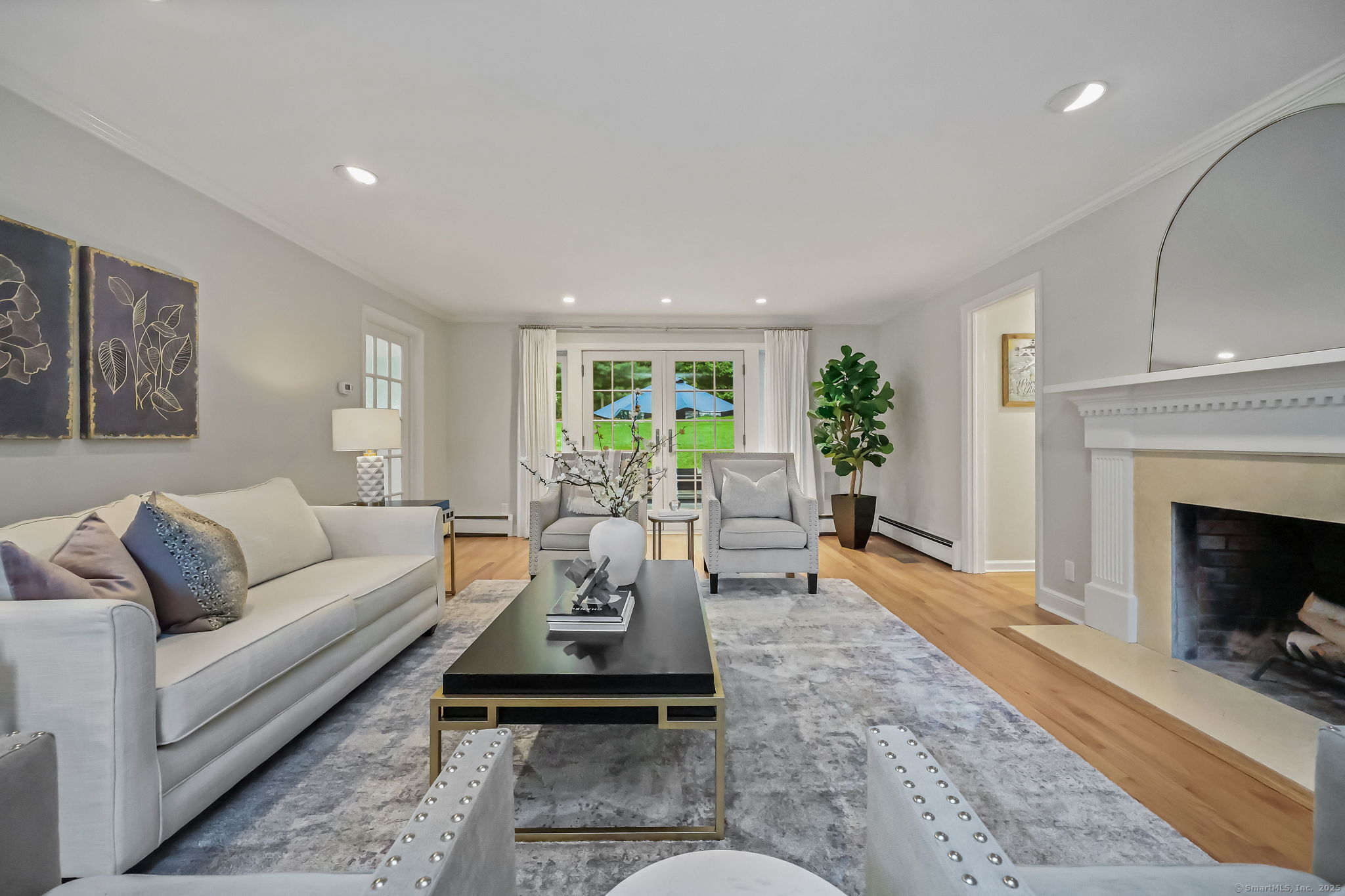6 Weathervane Hill