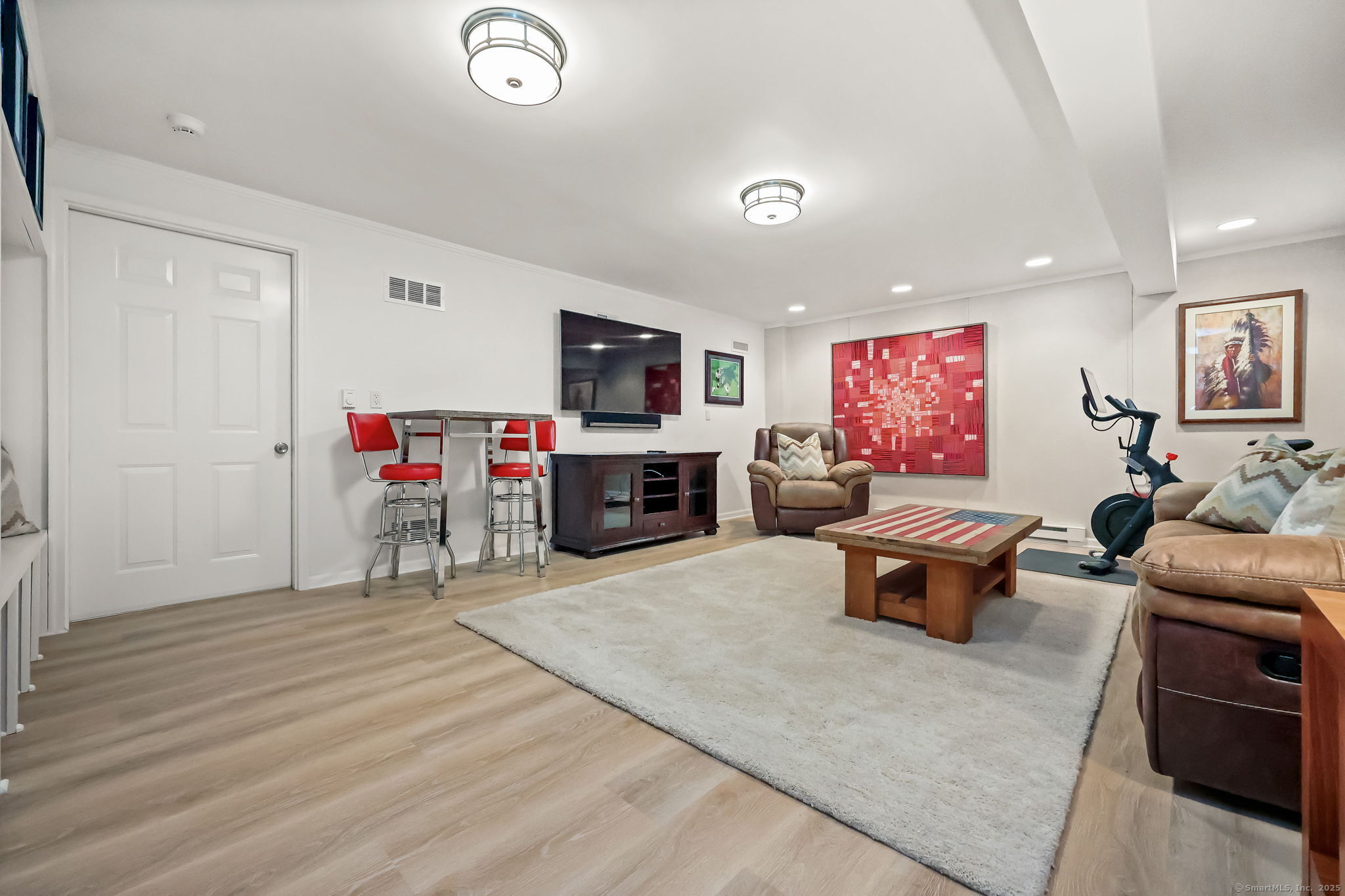 6 Weathervane Hill