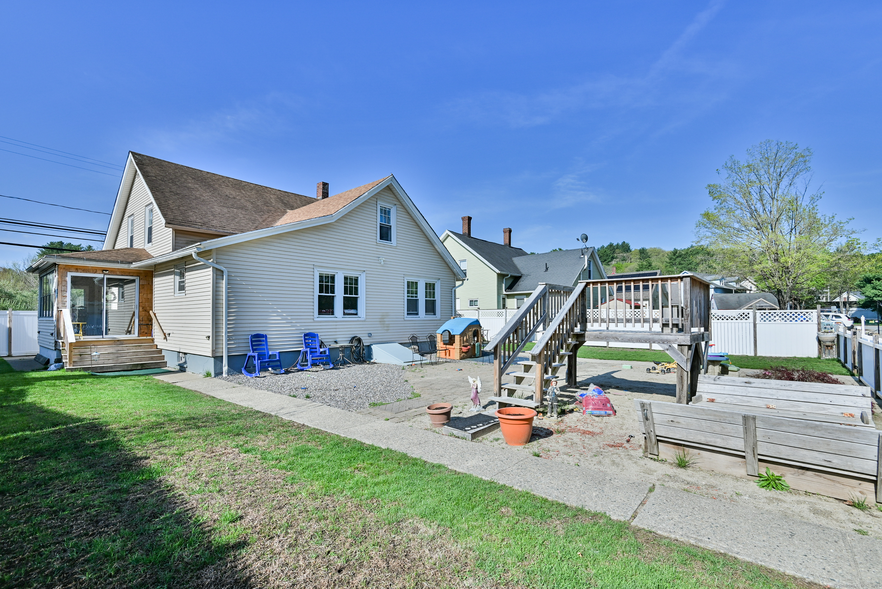 625 Riverside Drive