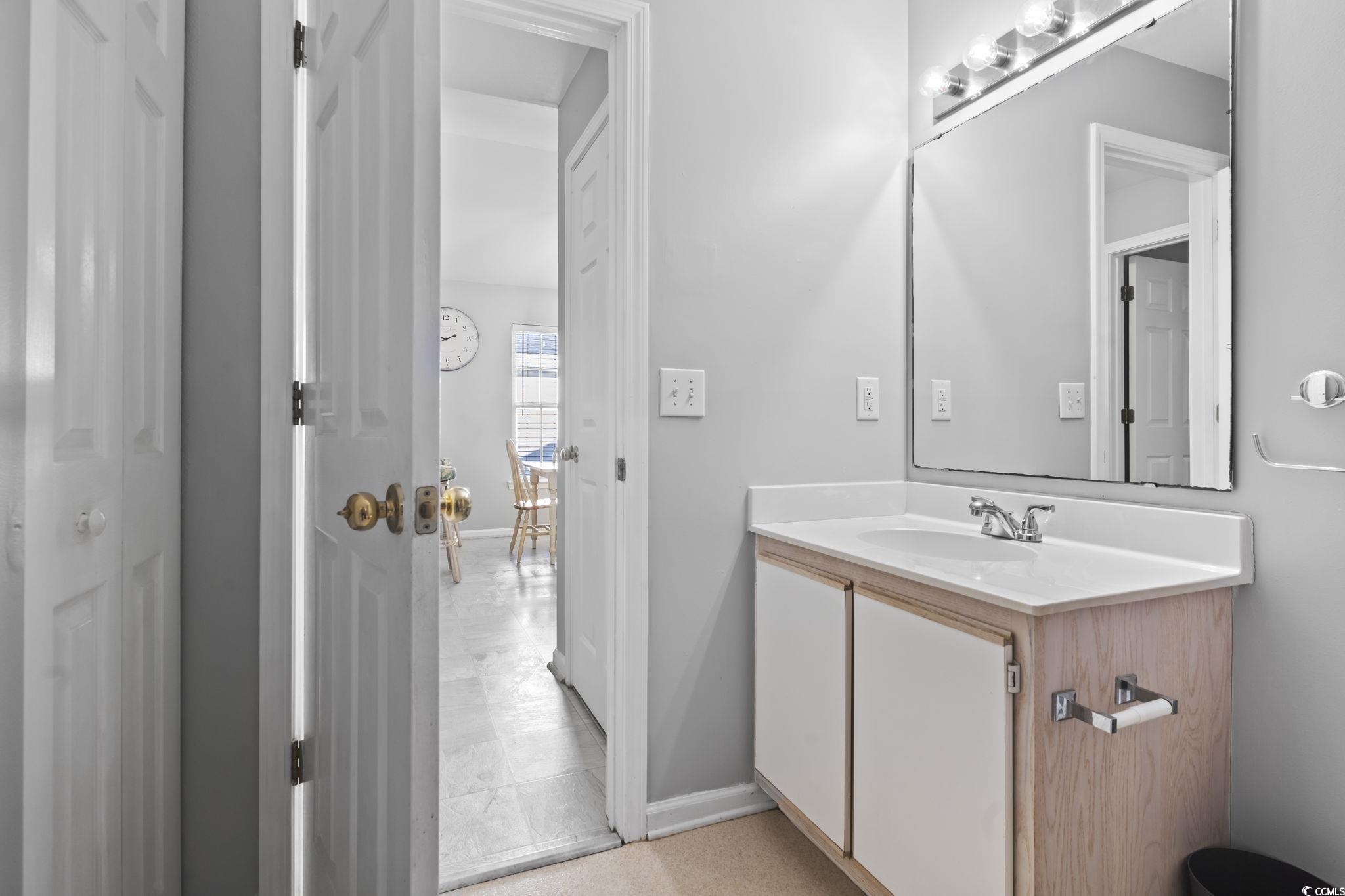 1242 River Oaks Dr. Unit: 18D