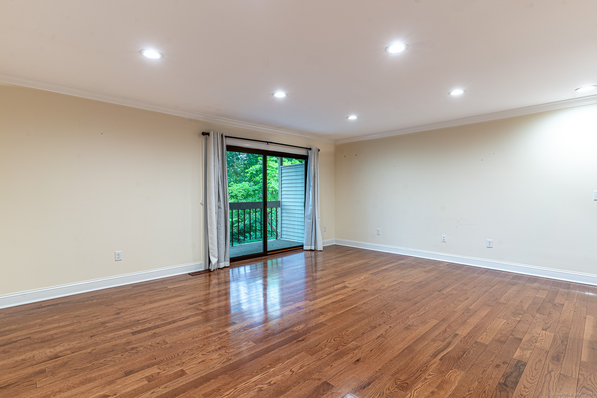 67 Riverside Avenue 67