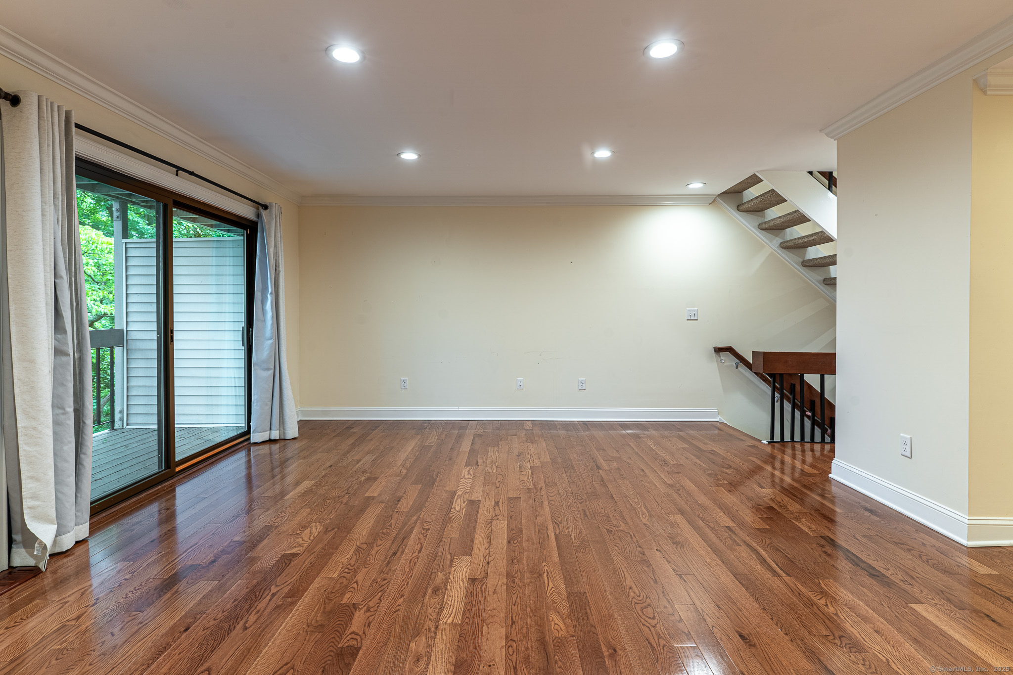 67 Riverside Avenue 67