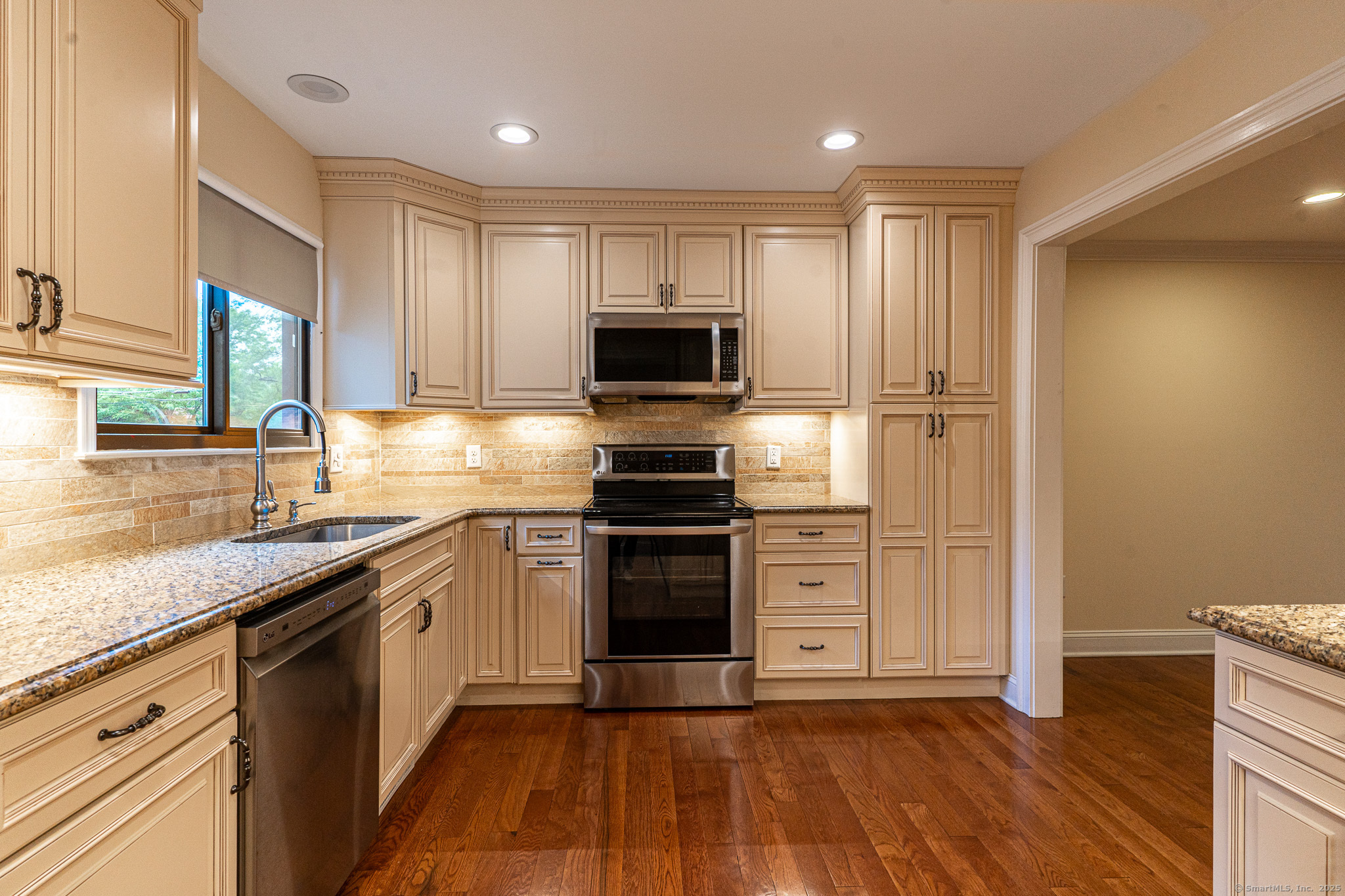 67 Riverside Avenue 67