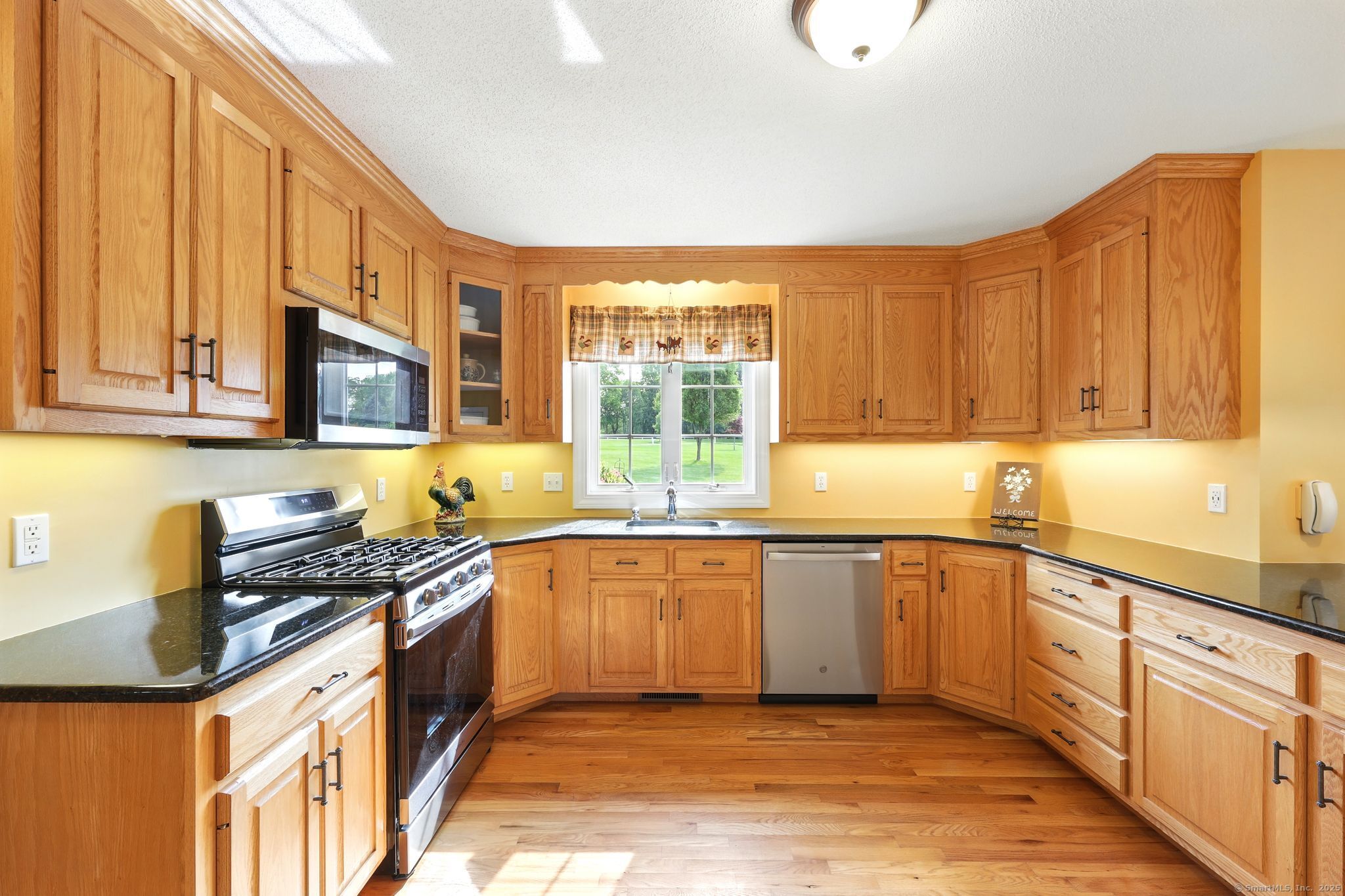 7 Brook Wood Court