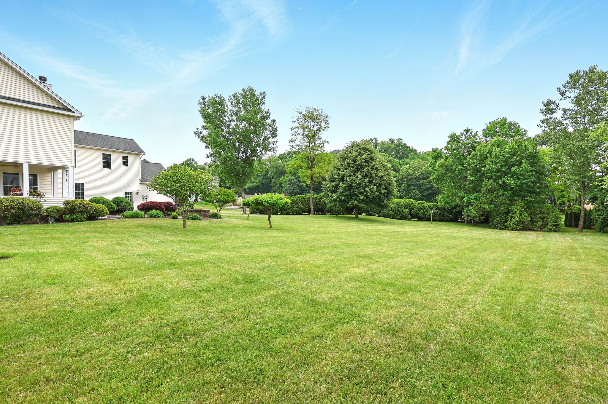 7 Brook Wood Court