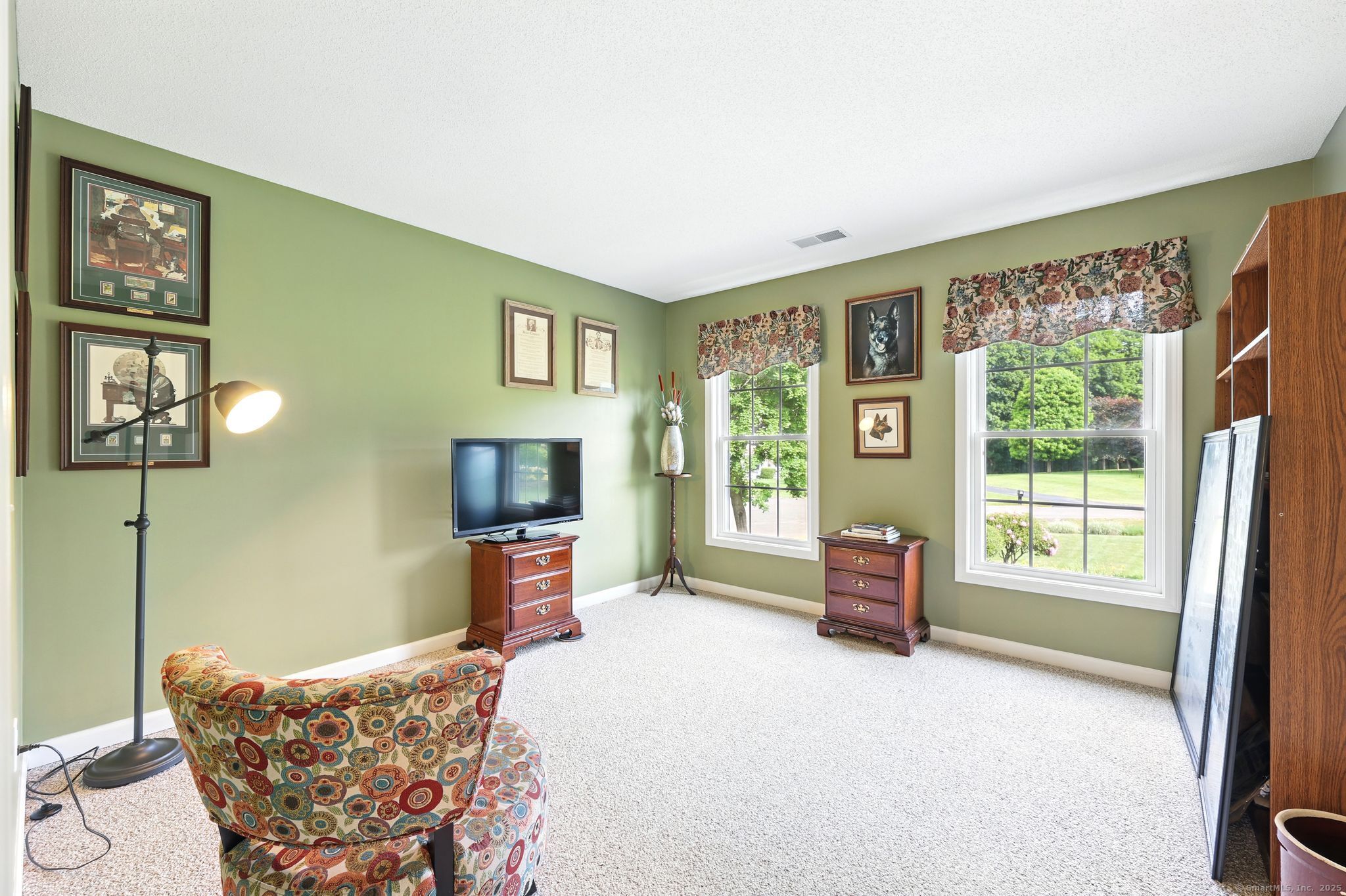 7 Brook Wood Court