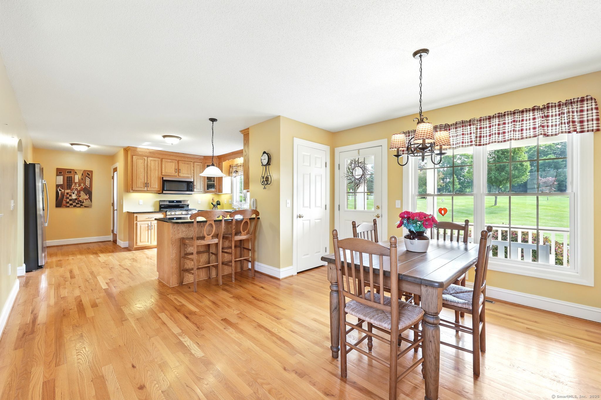 7 Brook Wood Court