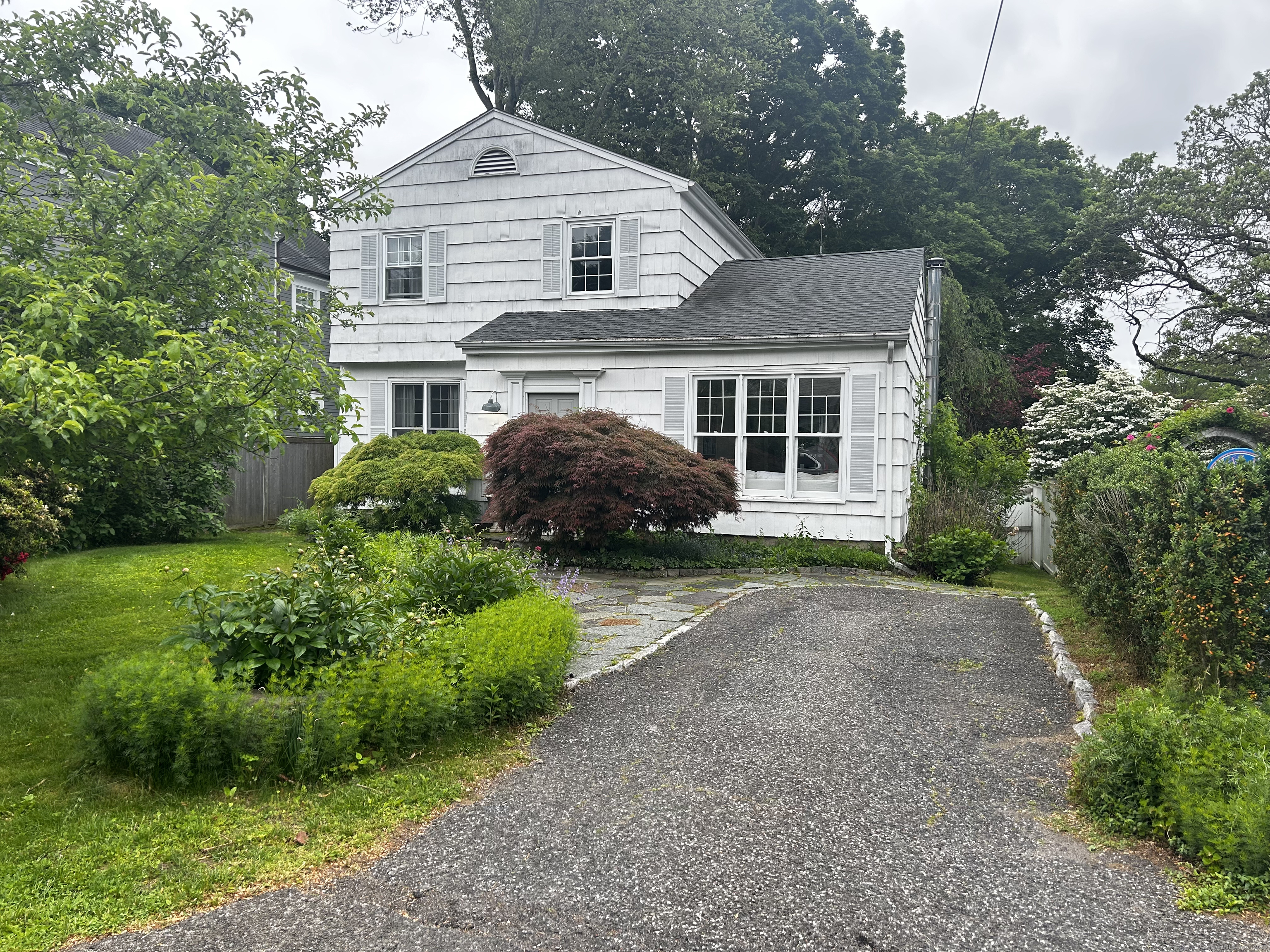 21 Maplewood Avenue