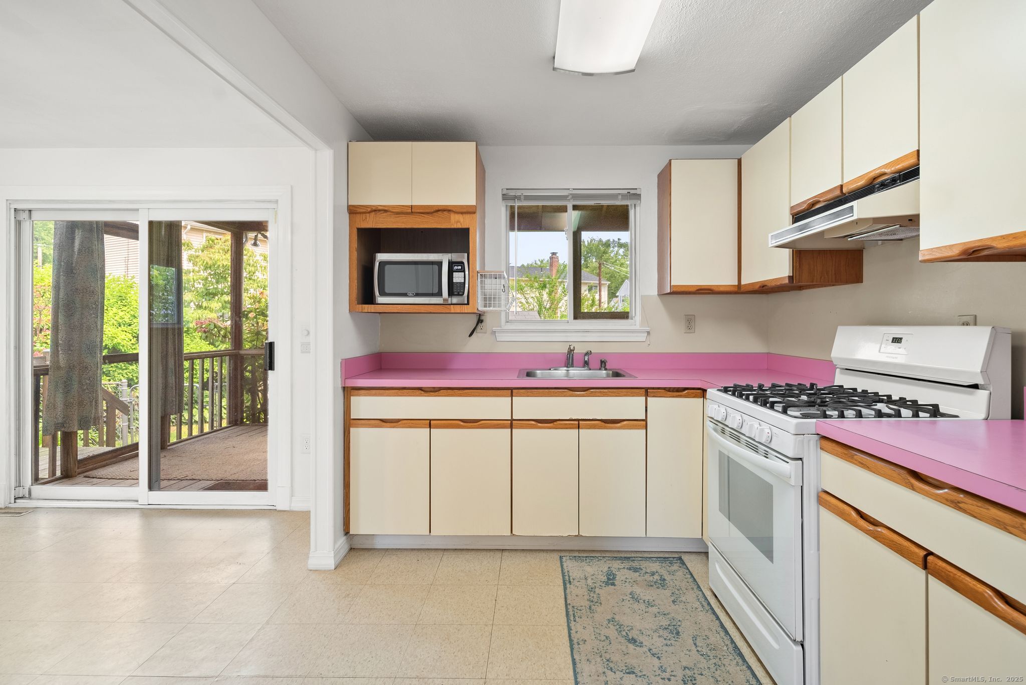 76 Cloverdale Drive
