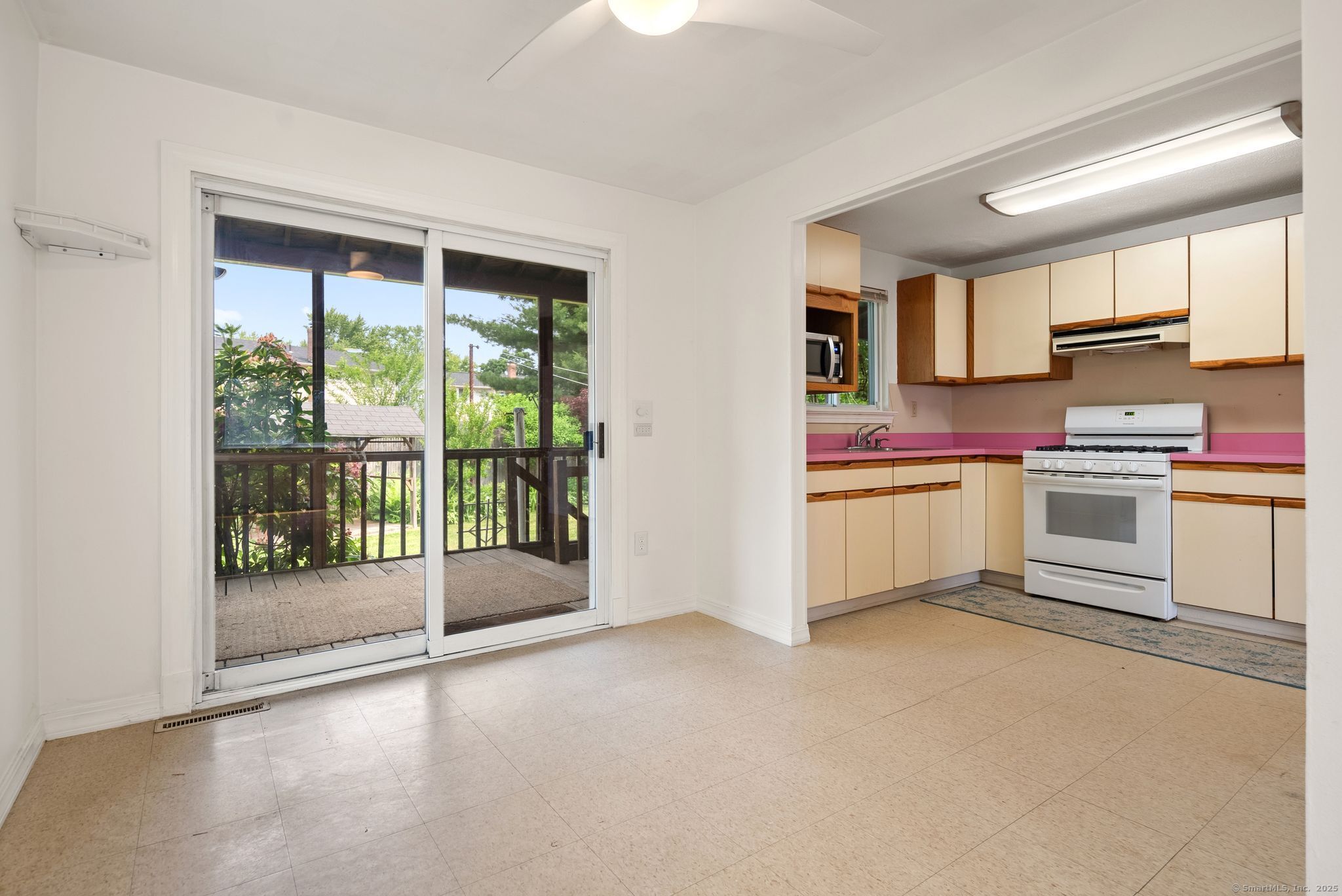 76 Cloverdale Drive