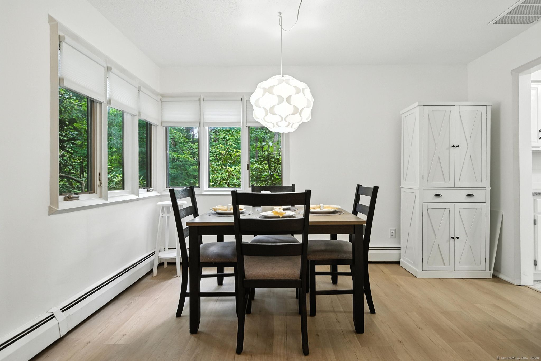 4 Earls Court 4C