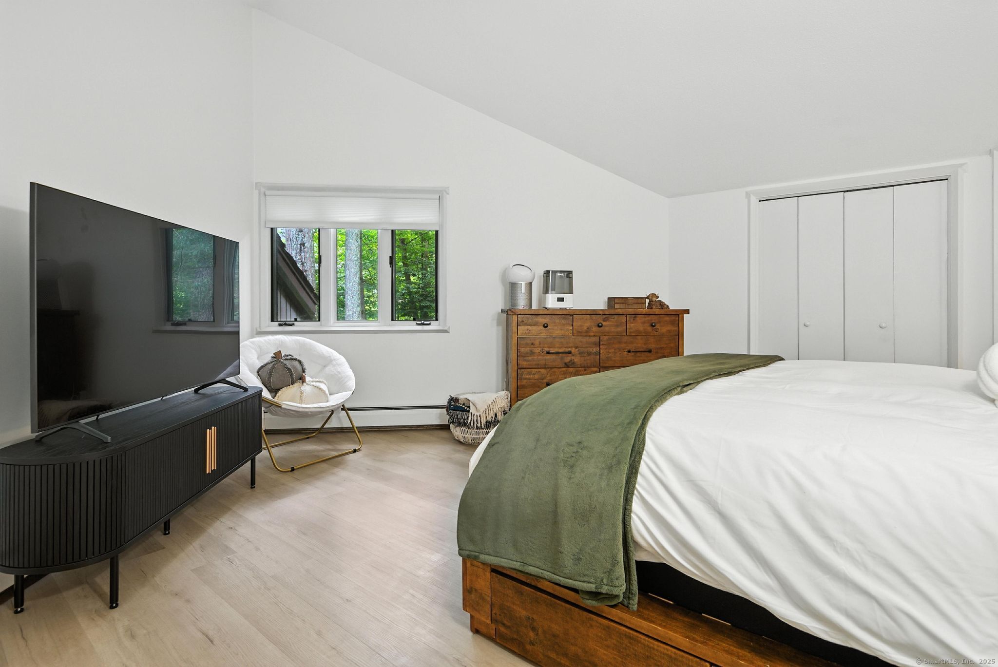 4 Earls Court 4C