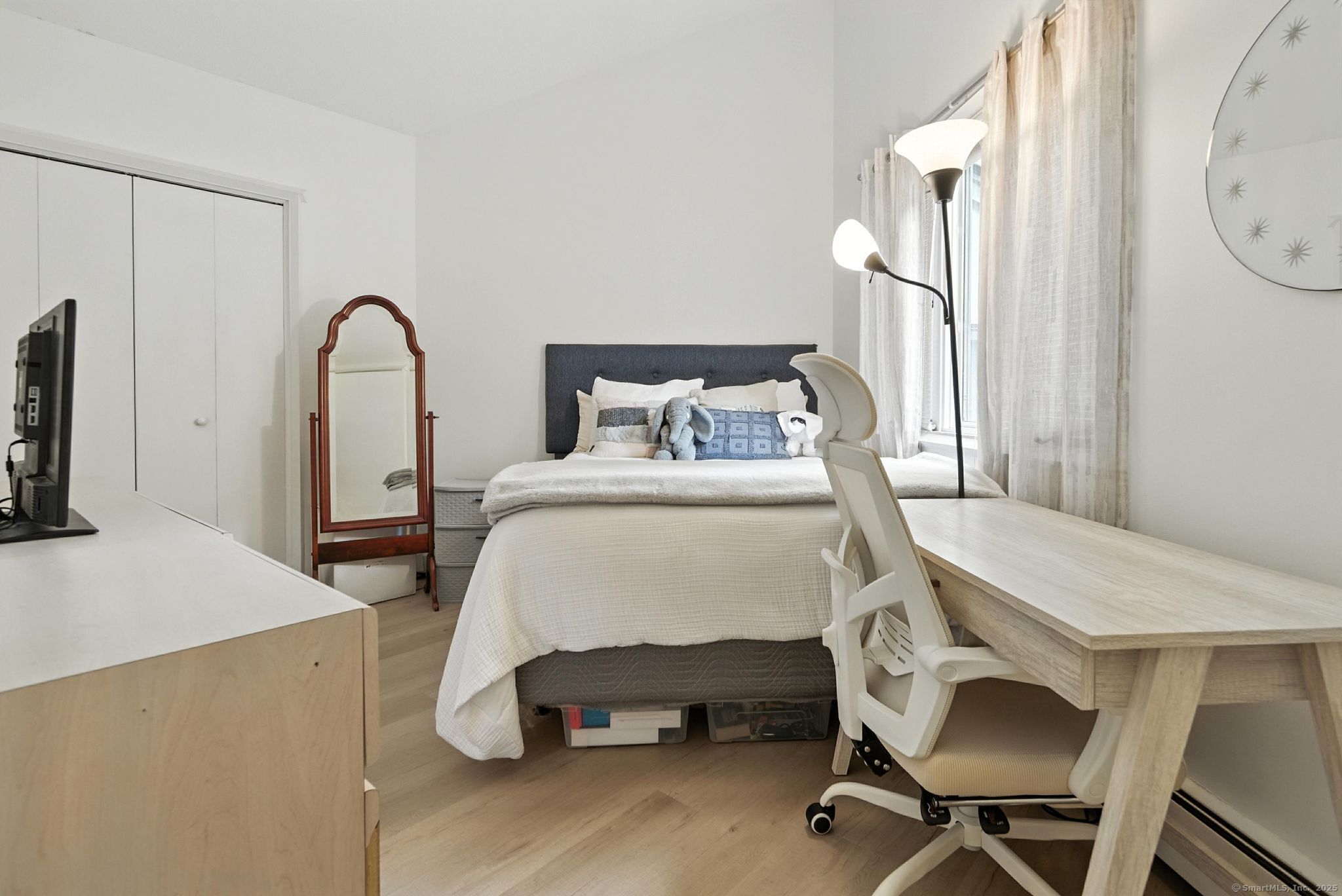 4 Earls Court 4C