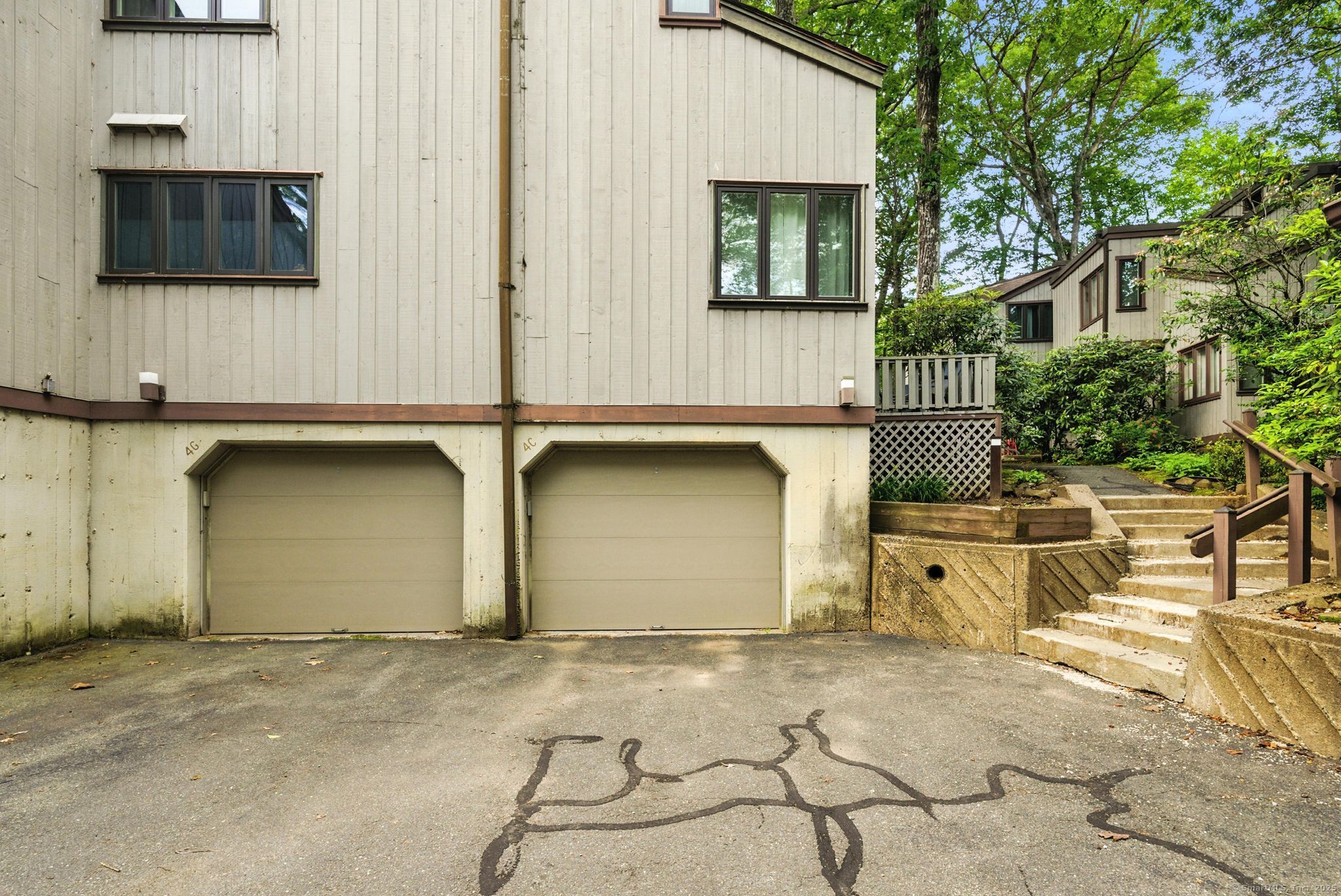 4 Earls Court 4C