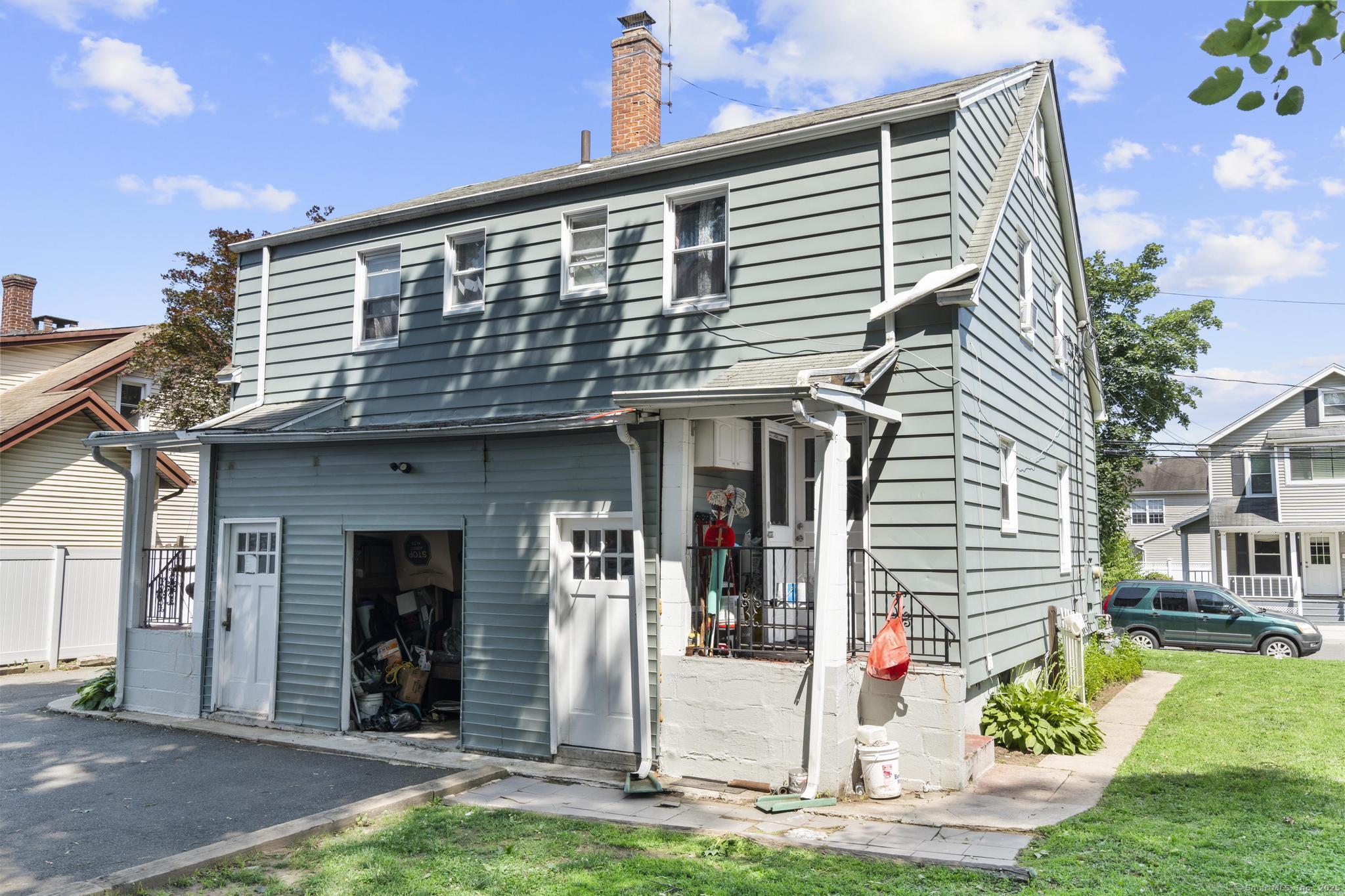 19 Plymouth Avenue