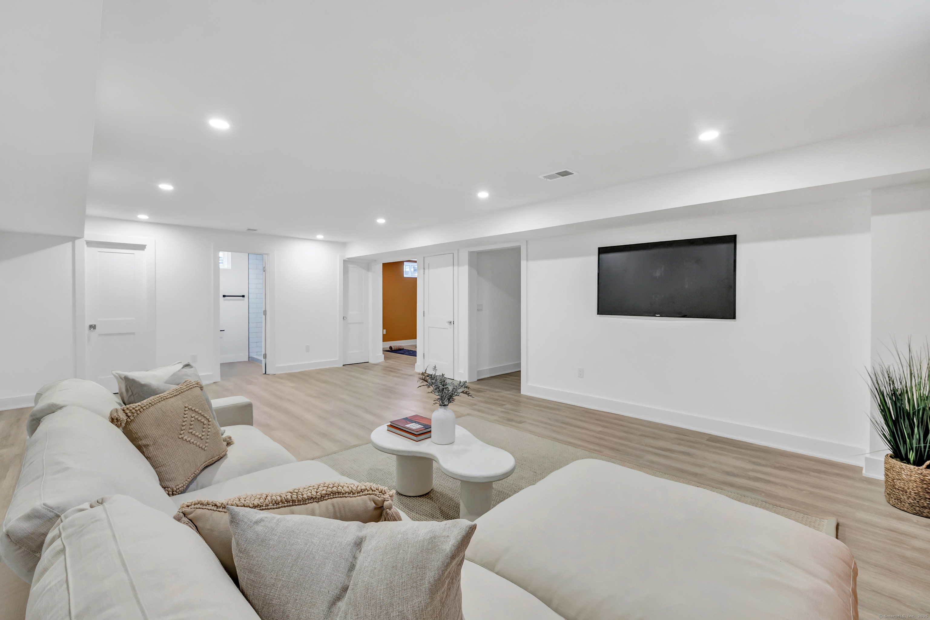 550 Davis Road