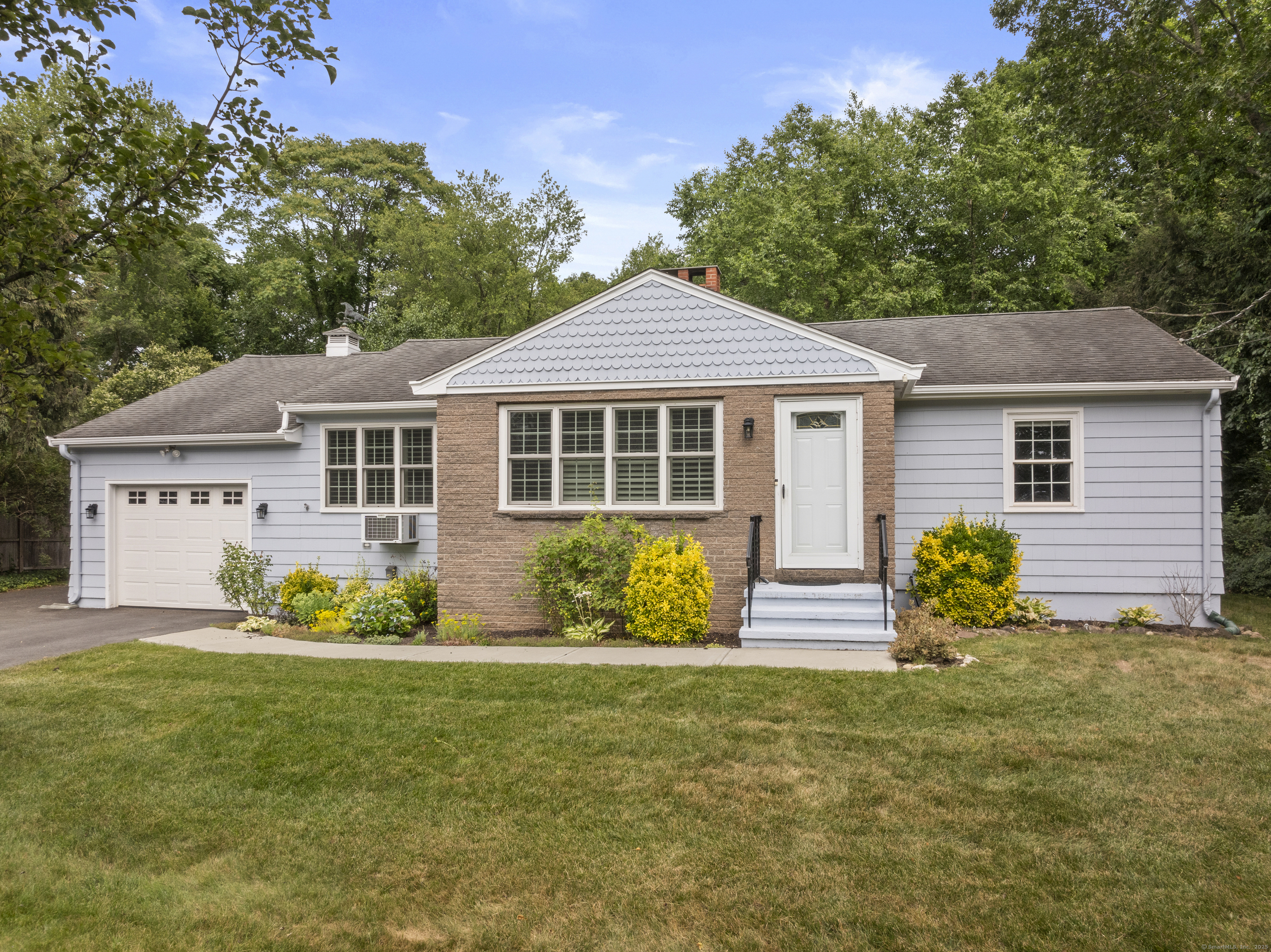7 Northeast Drive