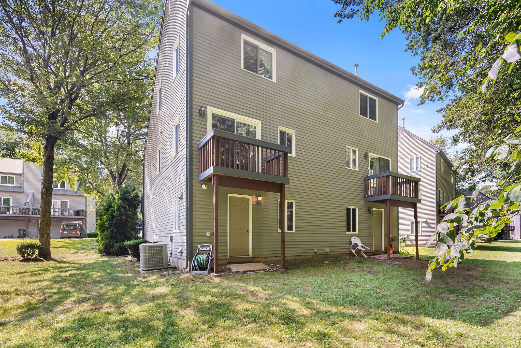 65 Woodland Ridge