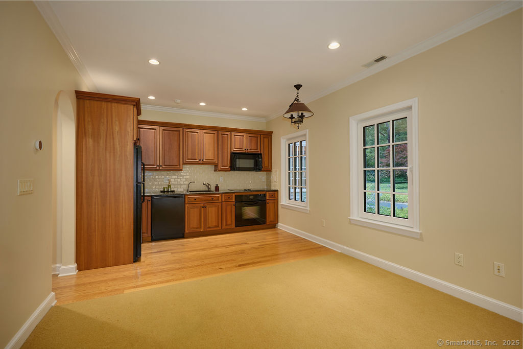 81 Norfield Road