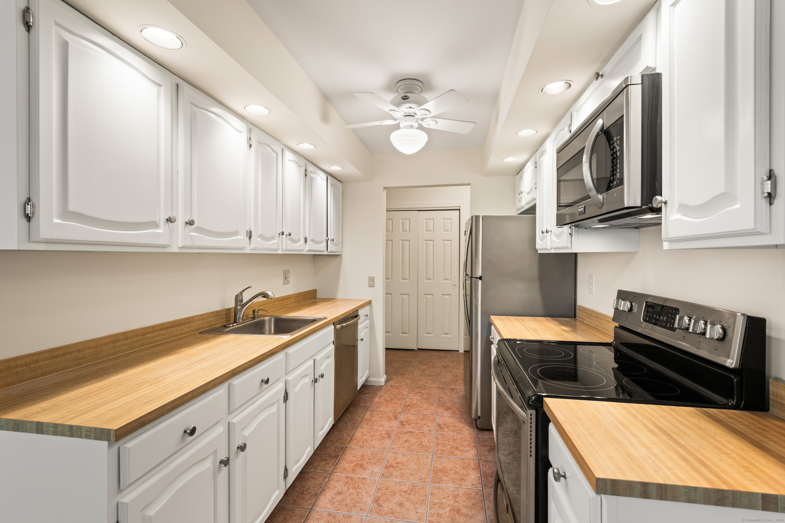 50 Aiken Street APT 425