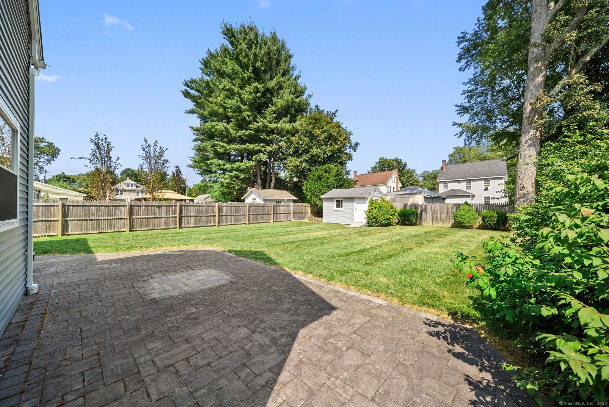 21 Oakwood Manor