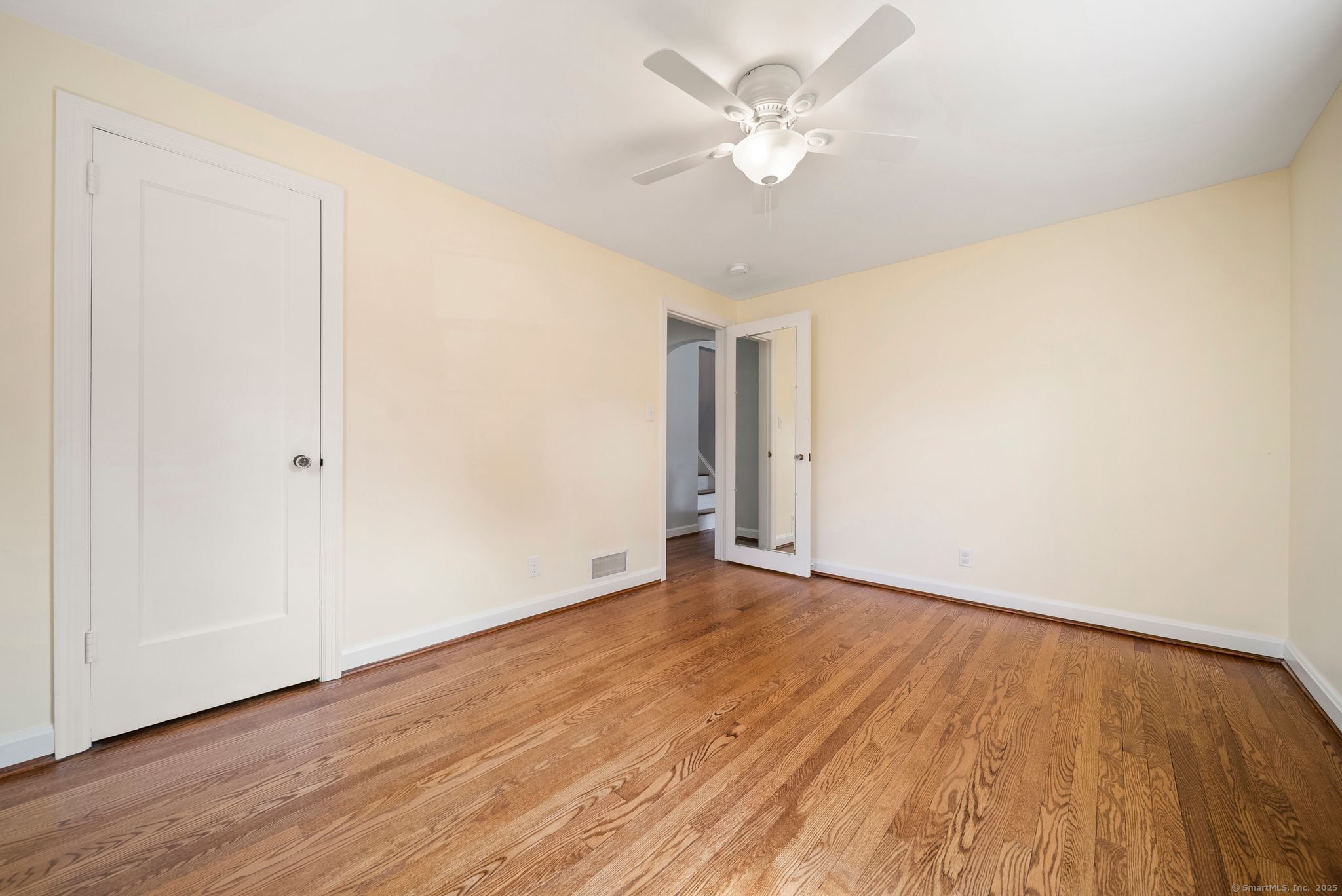 21 Oakwood Manor