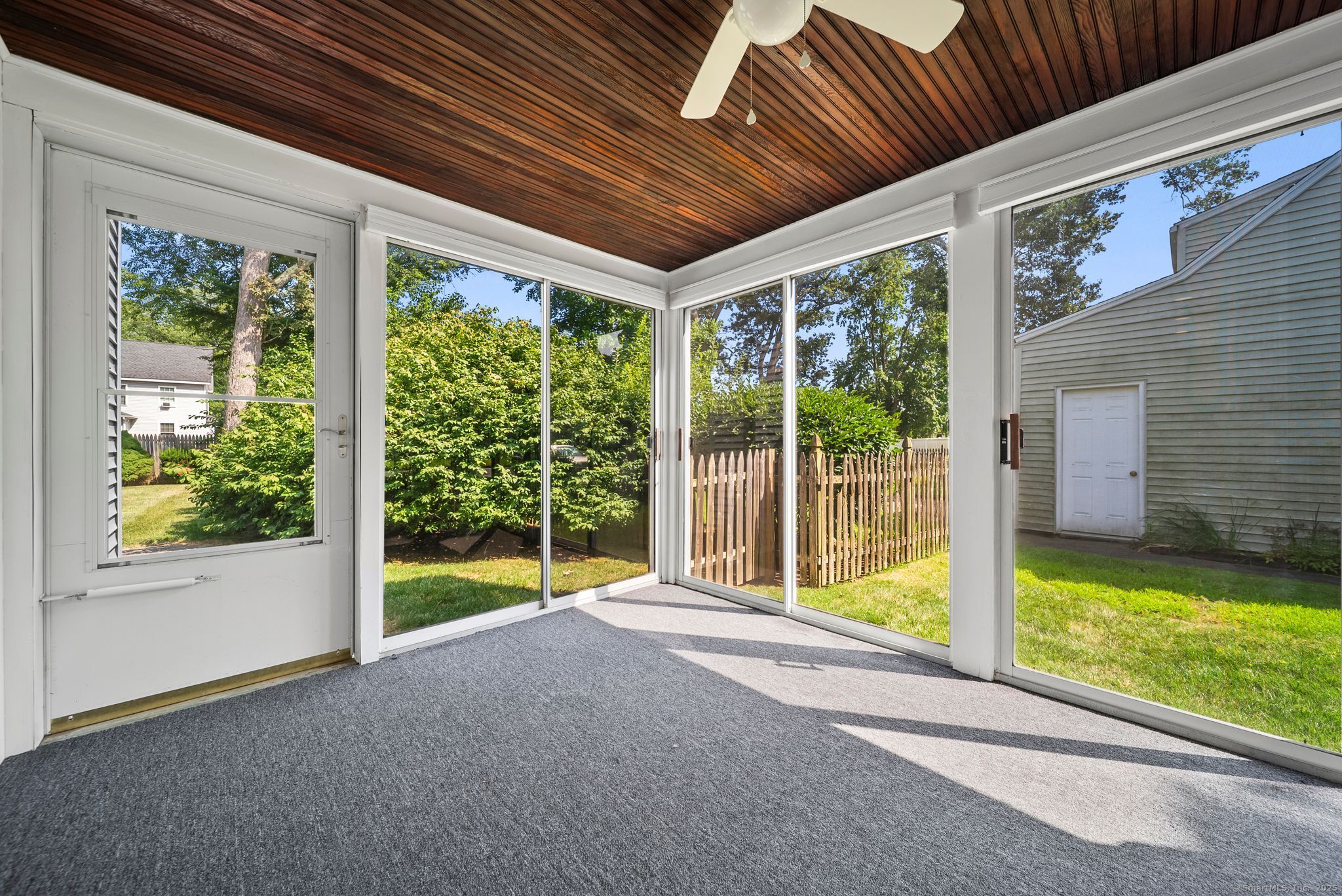 21 Oakwood Manor