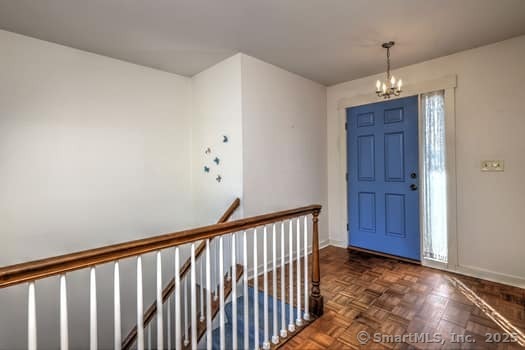 585 Pequot Lane B