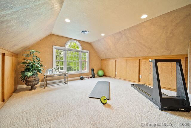 420 Winding Ridge
