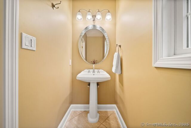 420 Winding Ridge