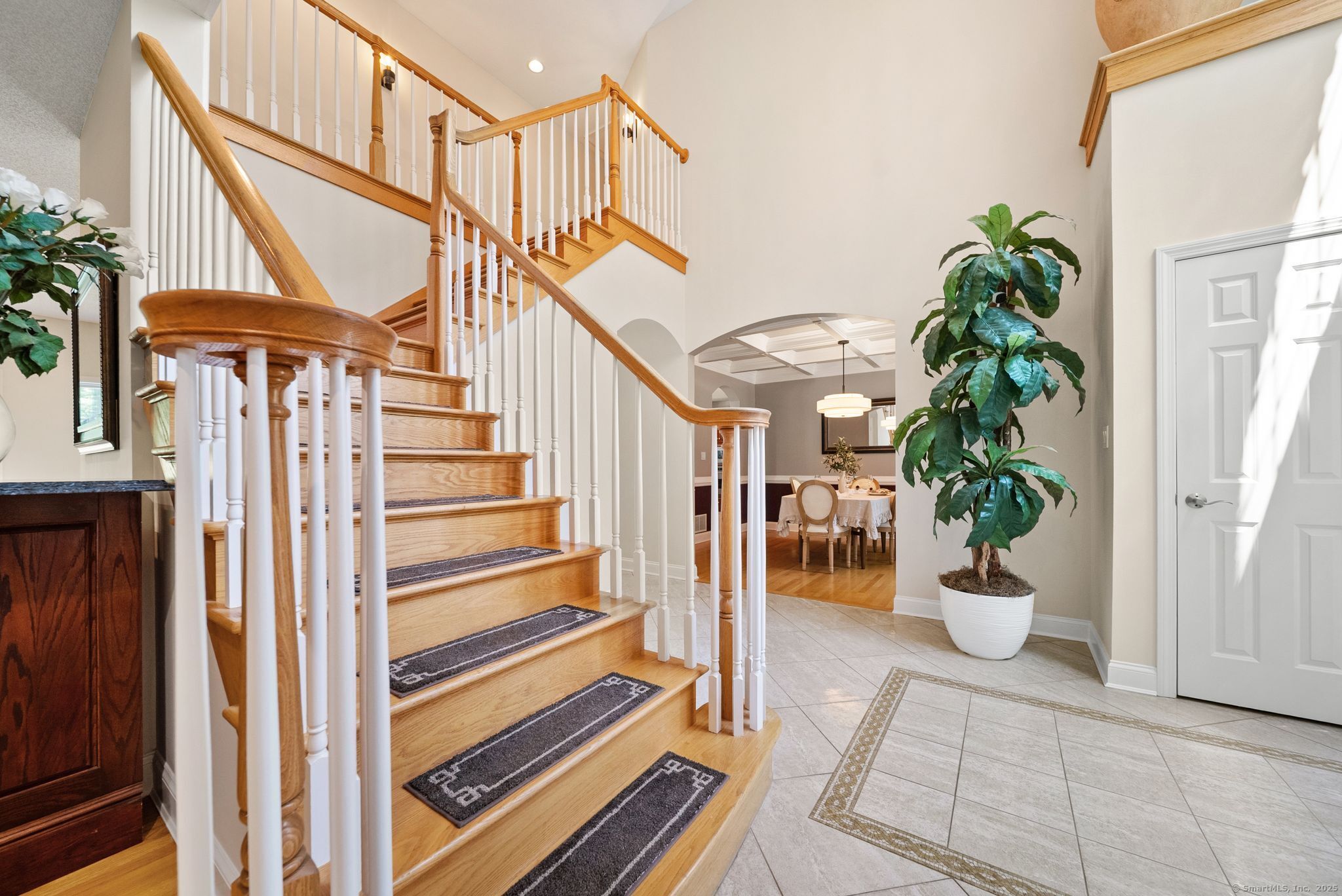 420 Winding Ridge