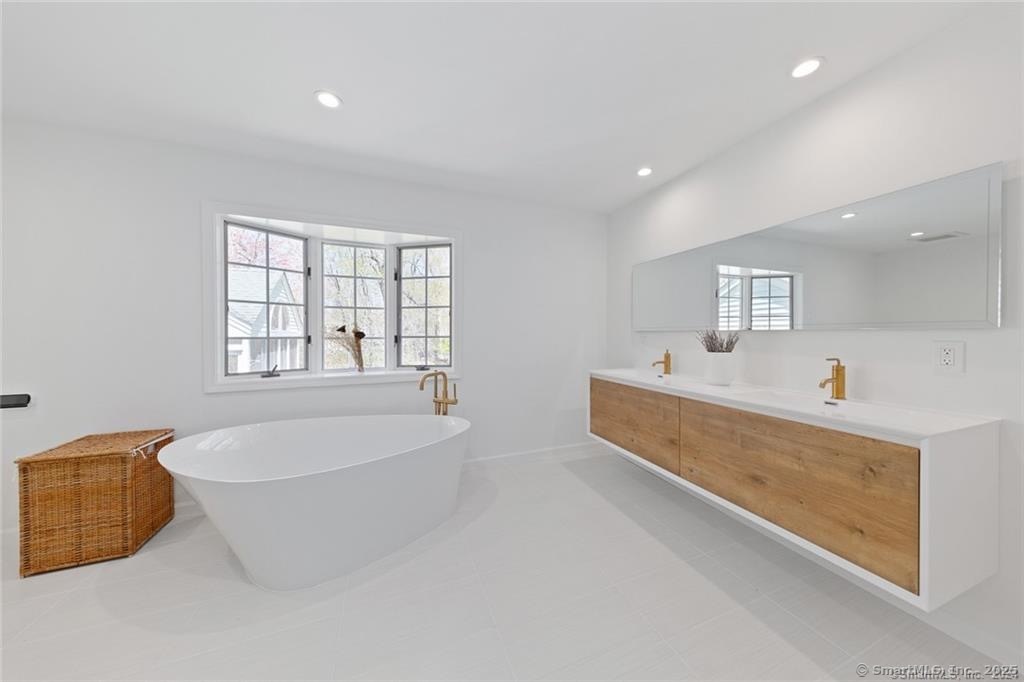 41 Burr Farms Road
