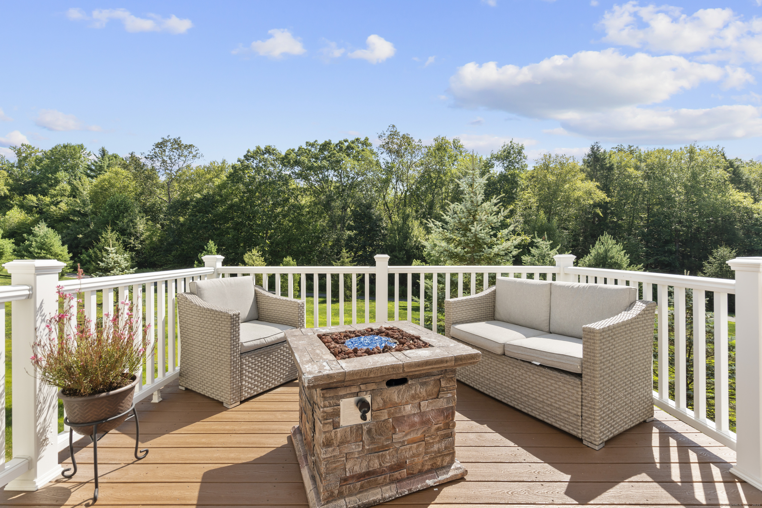 18 Winding Trail 18
