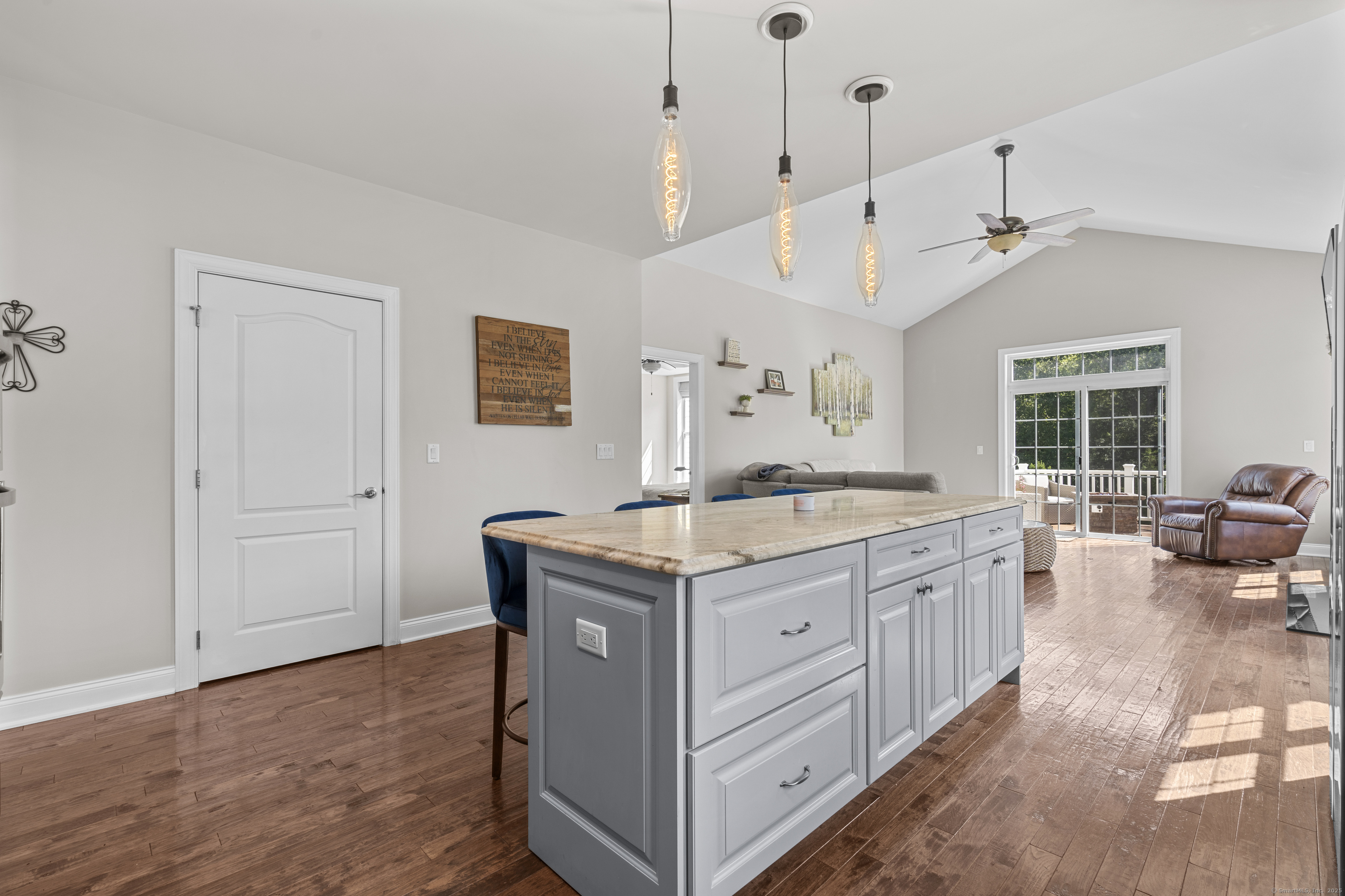 18 Winding Trail 18