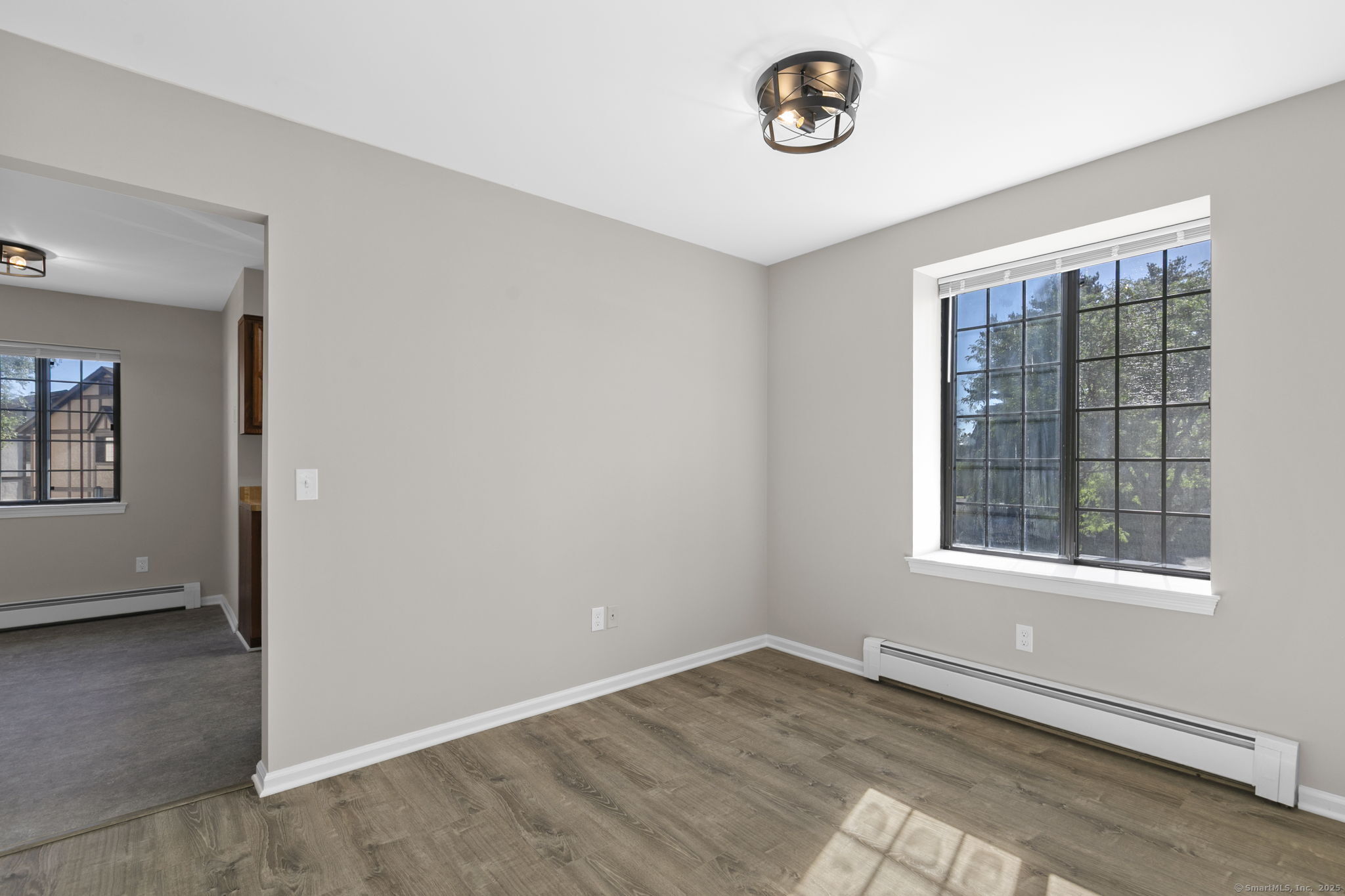 142 Foxwood Close 142
