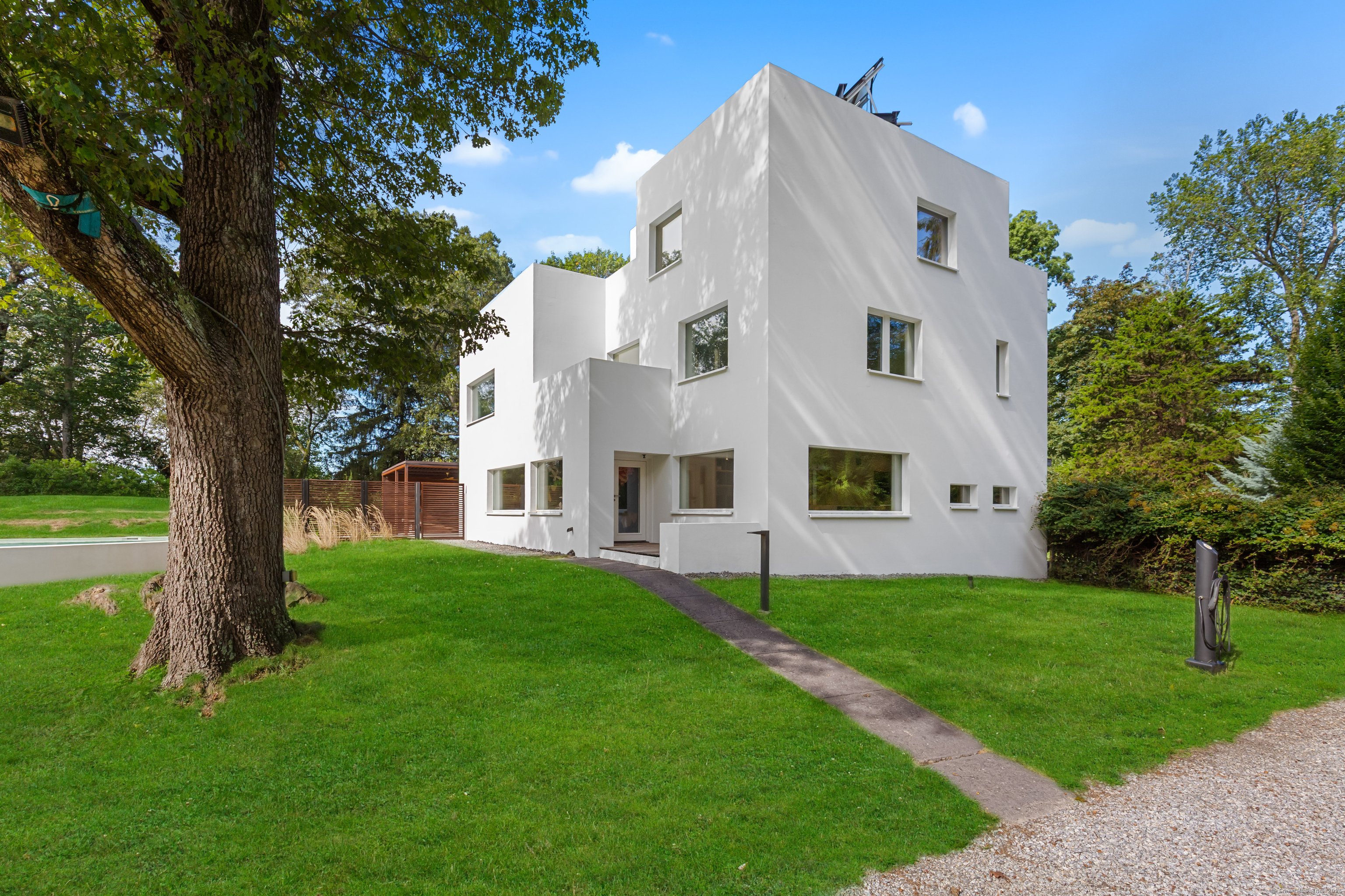 118 Roseville Road