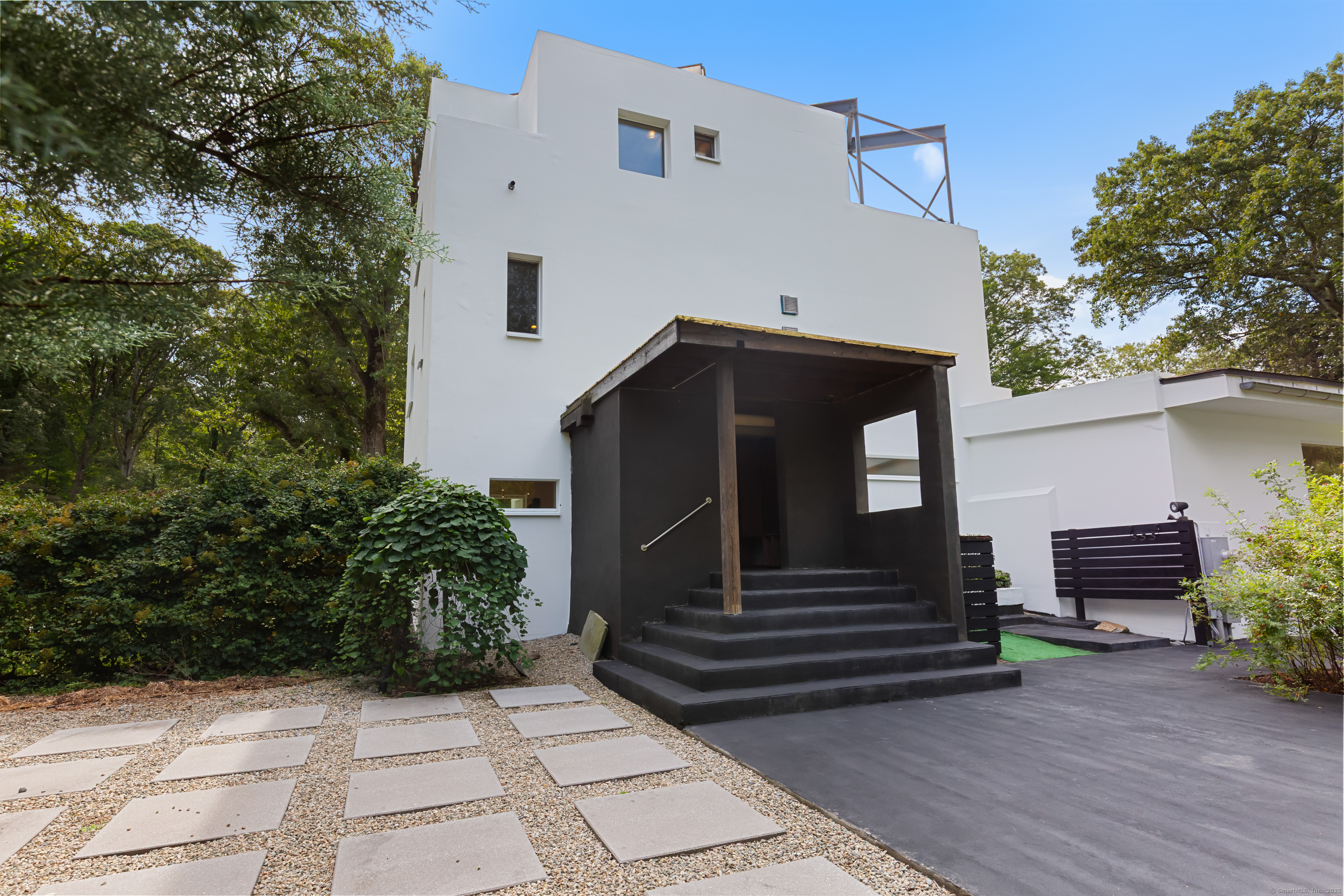 118 Roseville Road