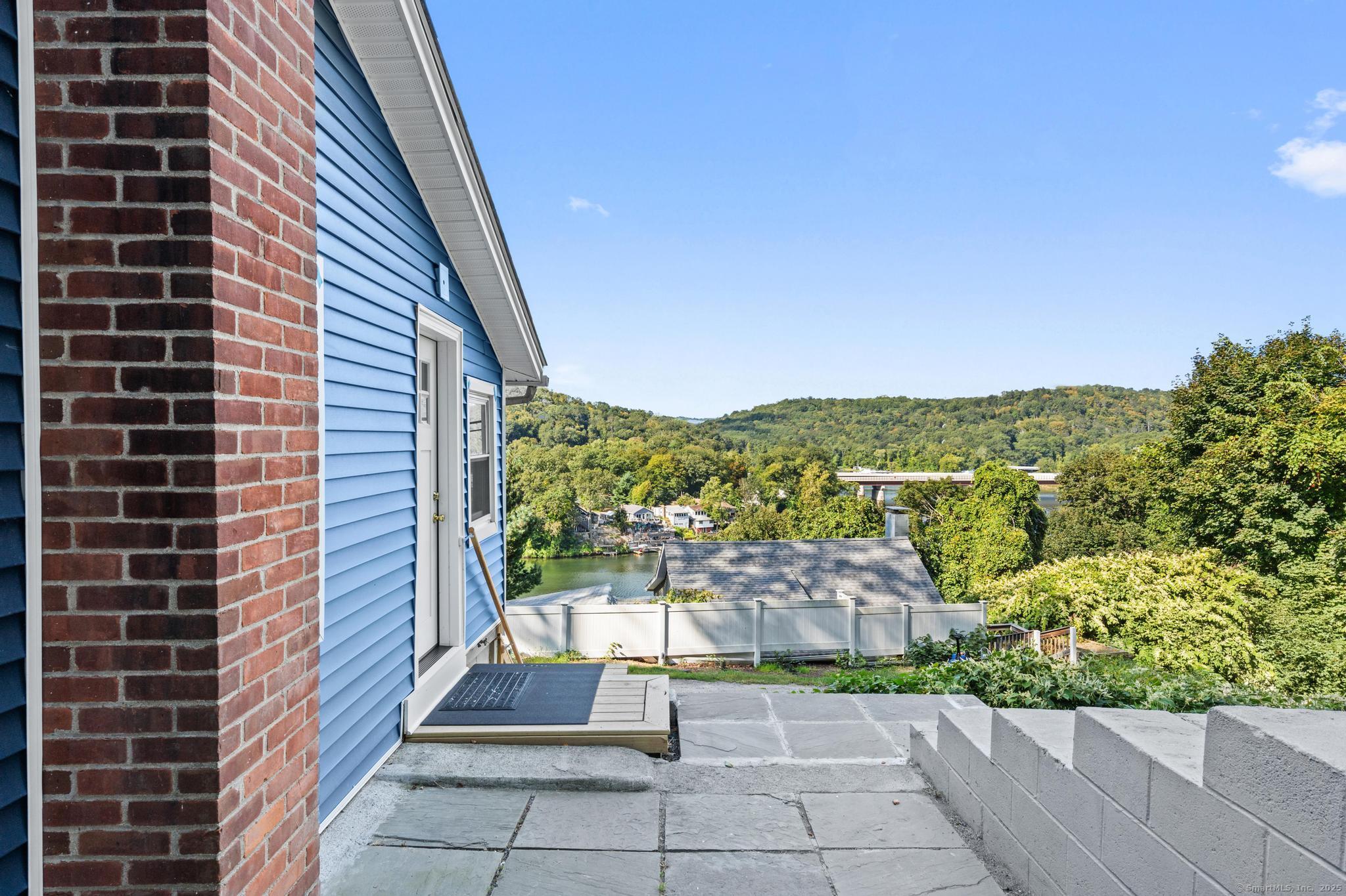 105 Lower Fish Rock Road