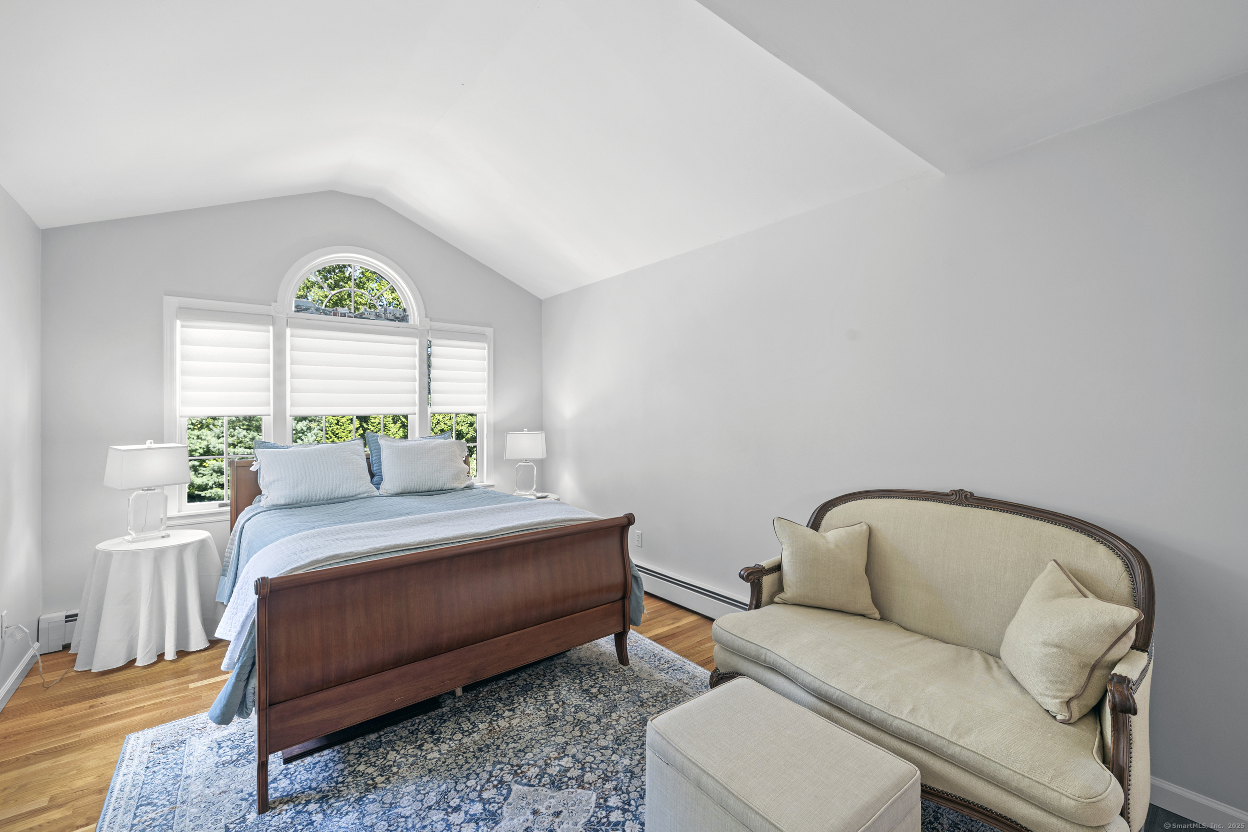 60 Sylvan Road North