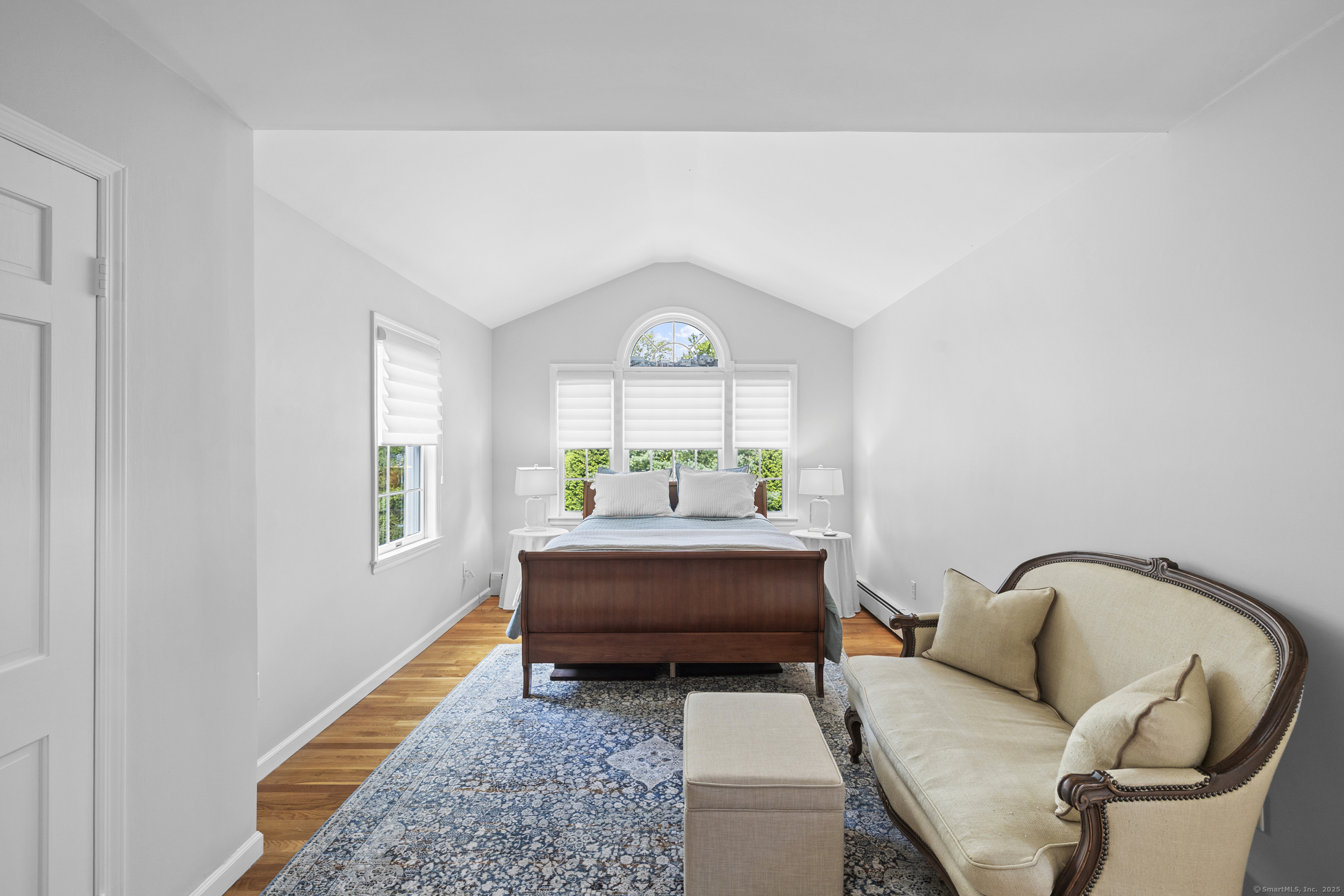 60 Sylvan Road North