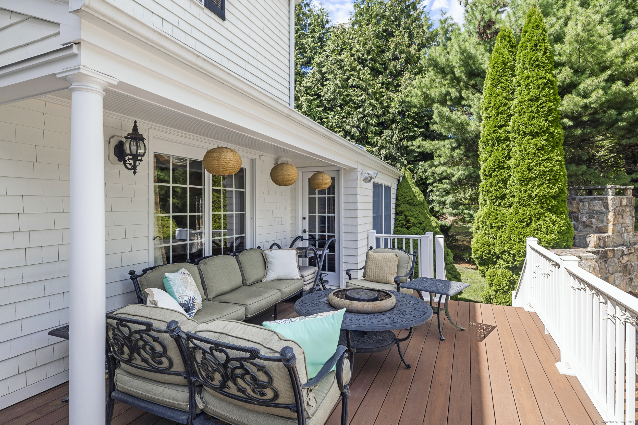 60 Sylvan Road North