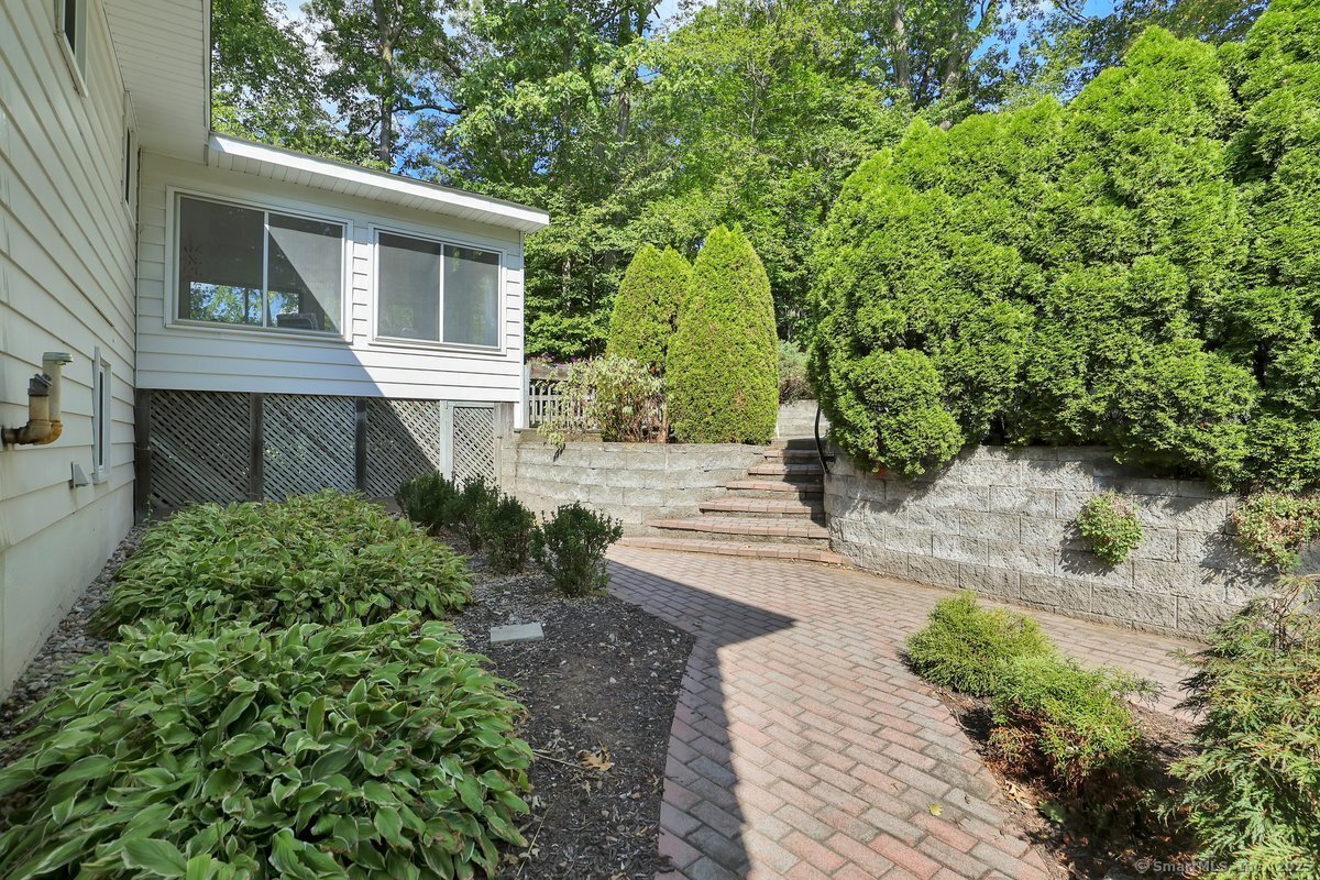 7 Butternut Drive