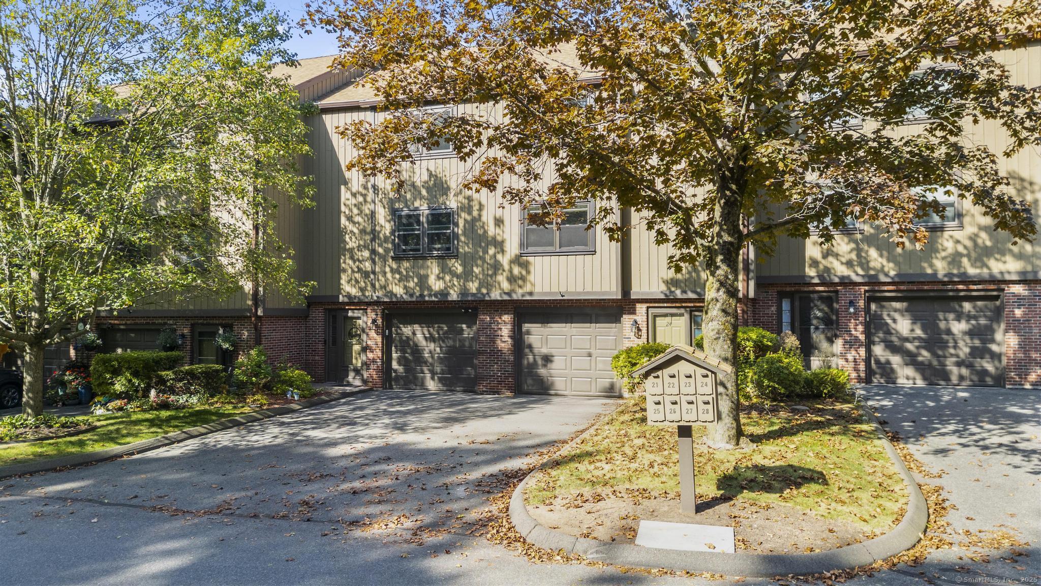 24 Mattabasset Drive 24