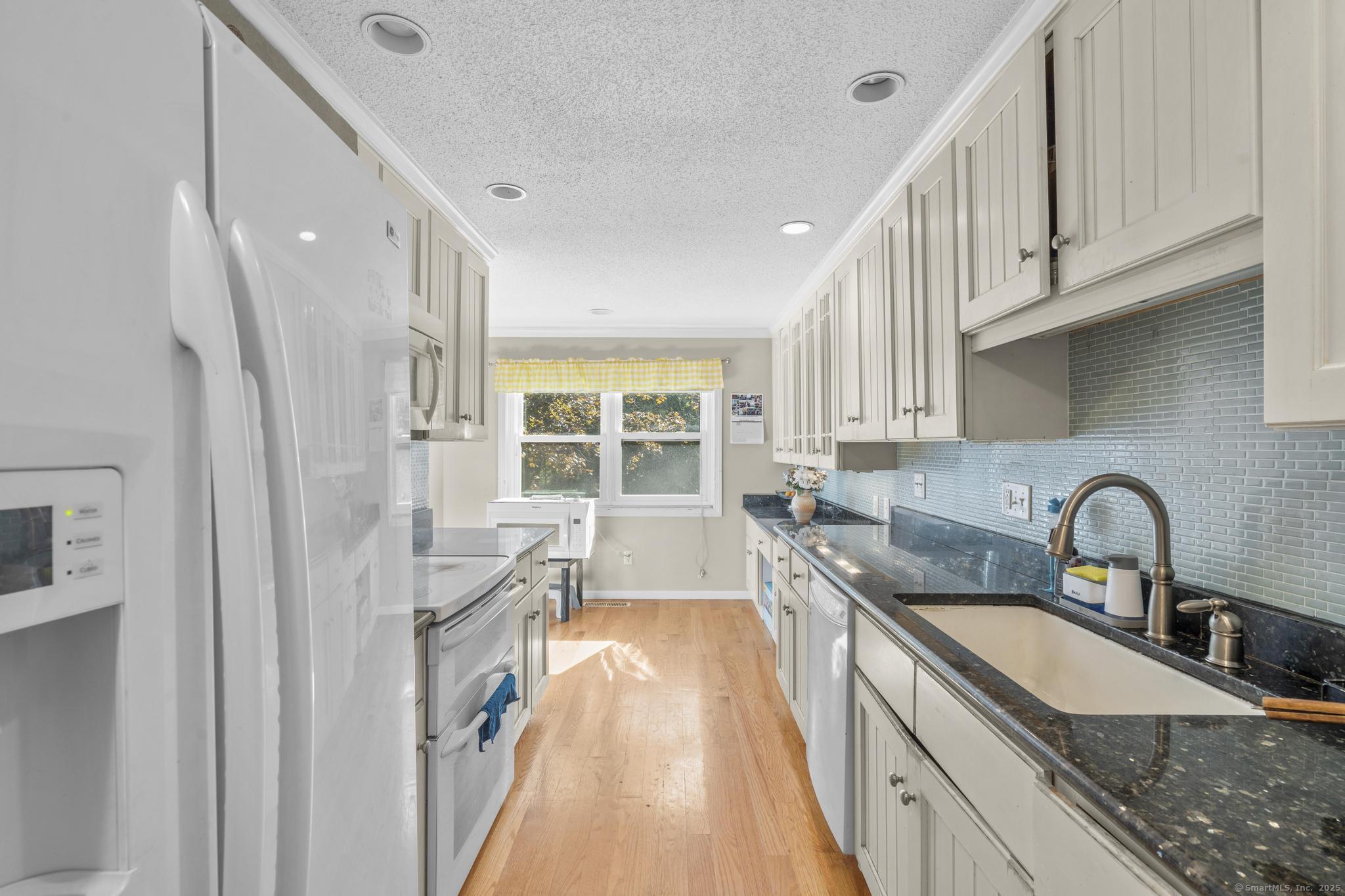 24 Mattabasset Drive 24
