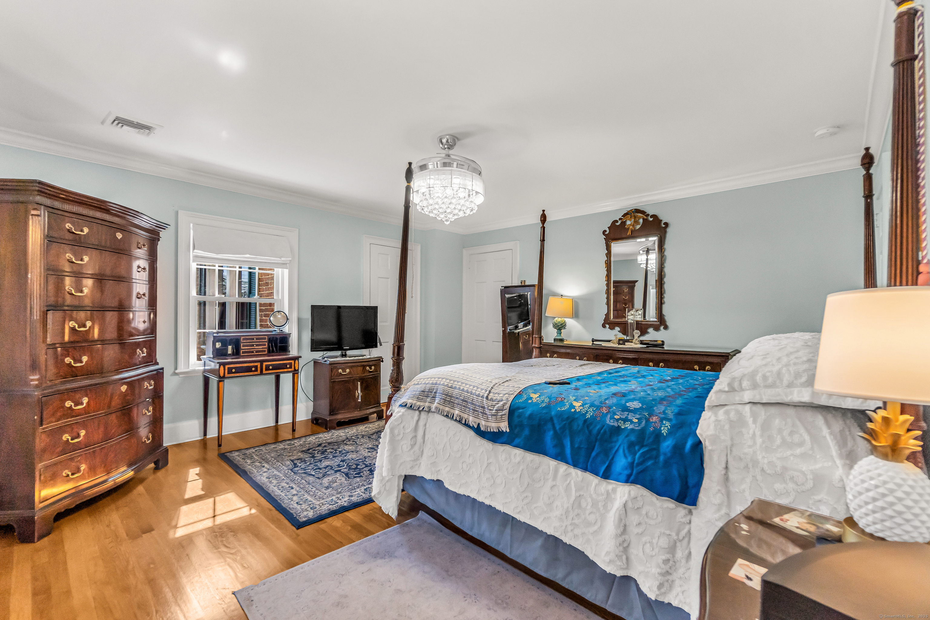 55 Eastfield Road