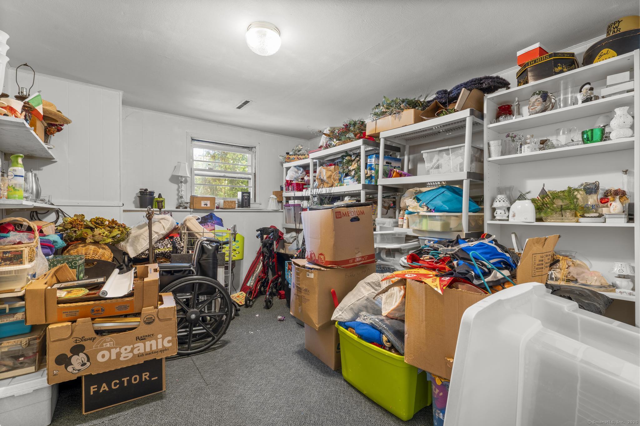 23 Meadowbrook Road