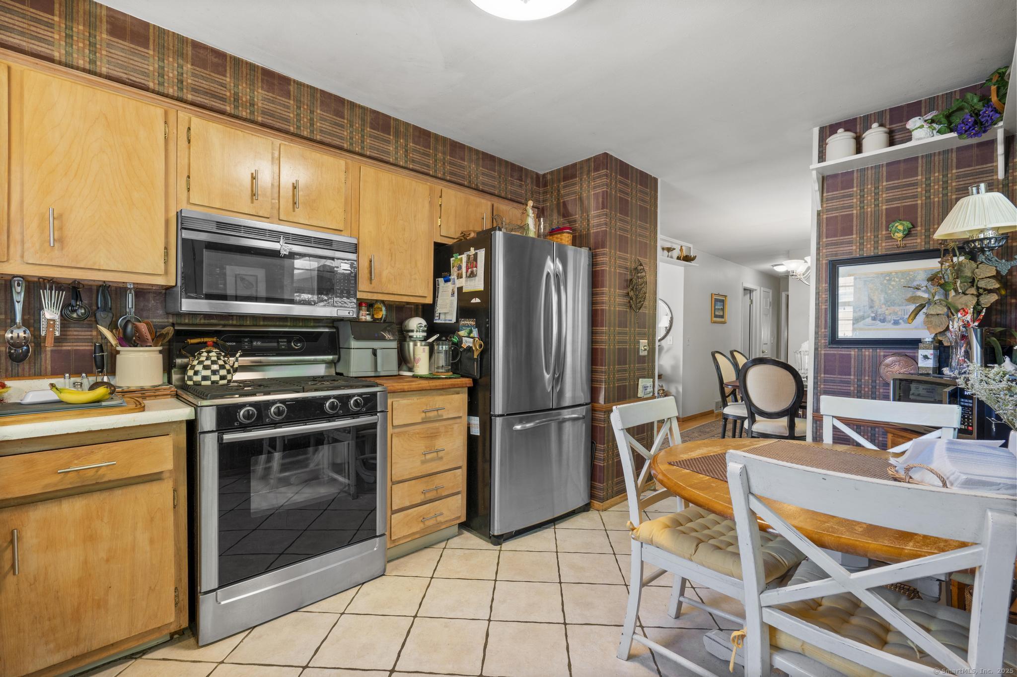 23 Meadowbrook Road